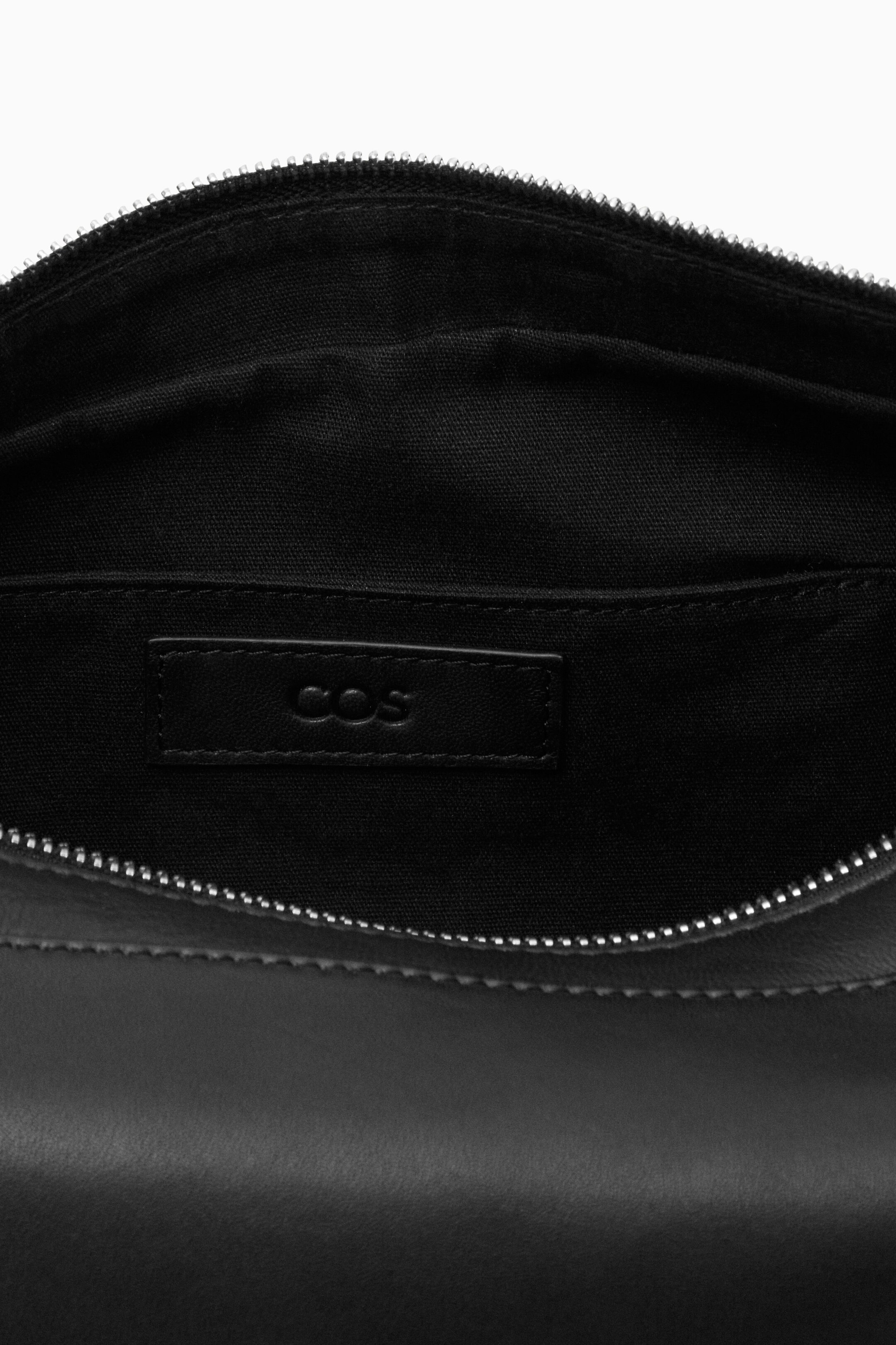 StillMedia/DescriptiveDetail