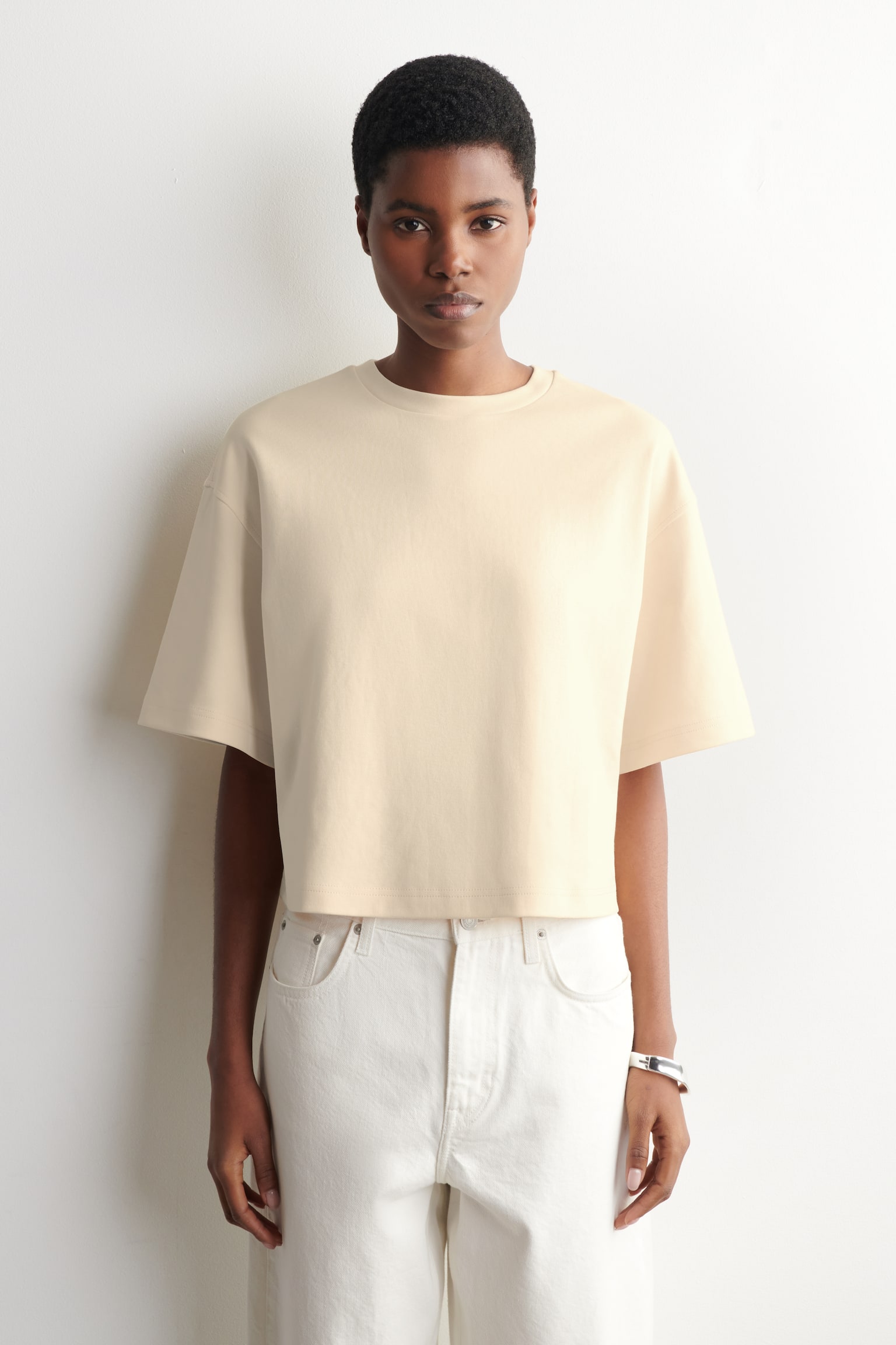 KASTENFÖRMIGES OVERSIZED-T-SHIRT AUS BAUMWOLLE - HELLGELB/WEISS/DUNKELBRAUN/SCHWARZ - 1