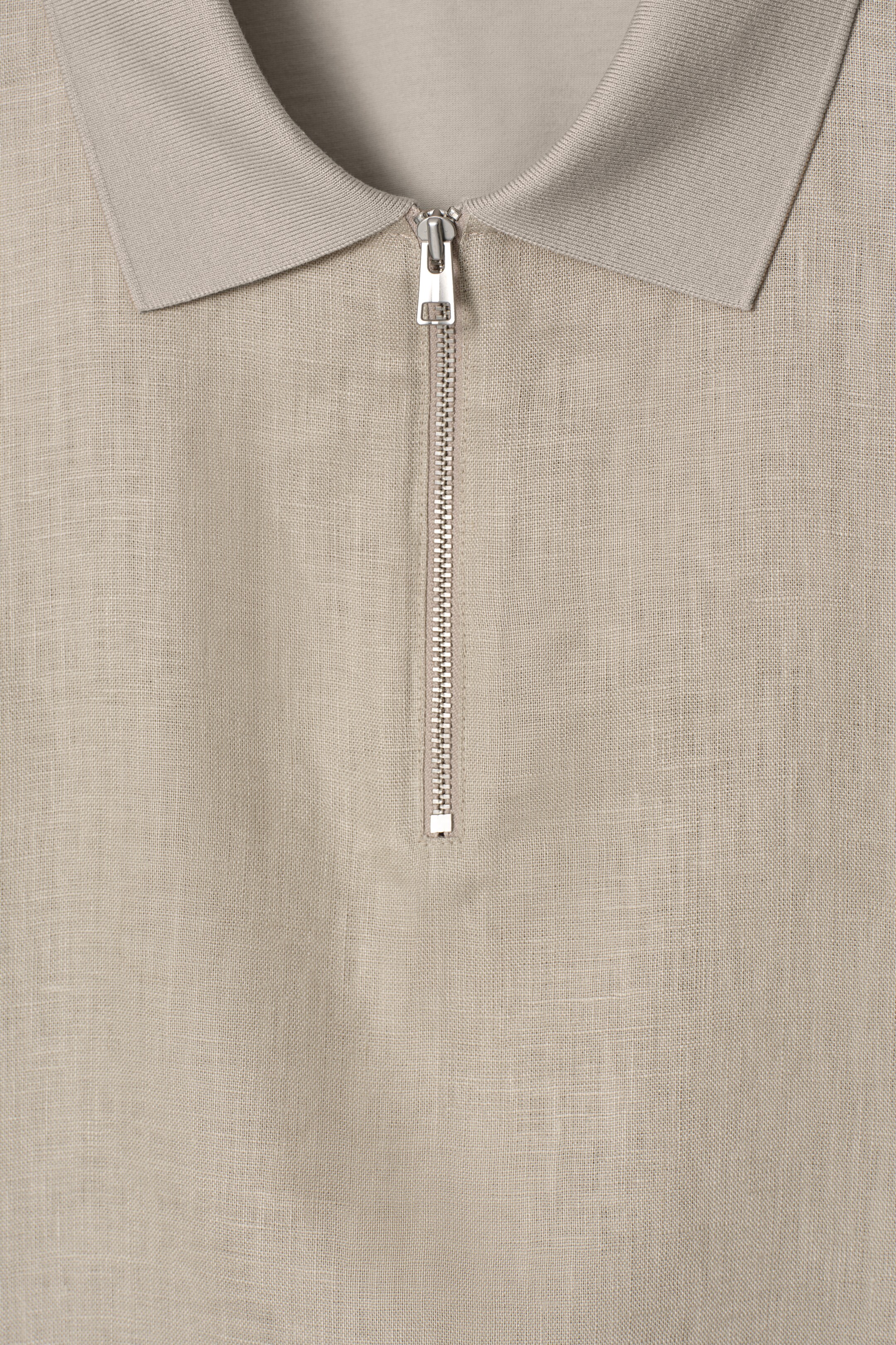 Agrandir l'image: POLO DEMI-ZIPPÉ À PANNEAU CONTRASTÉ EN LIN - TAUPE - HOMME | H&M FR 7