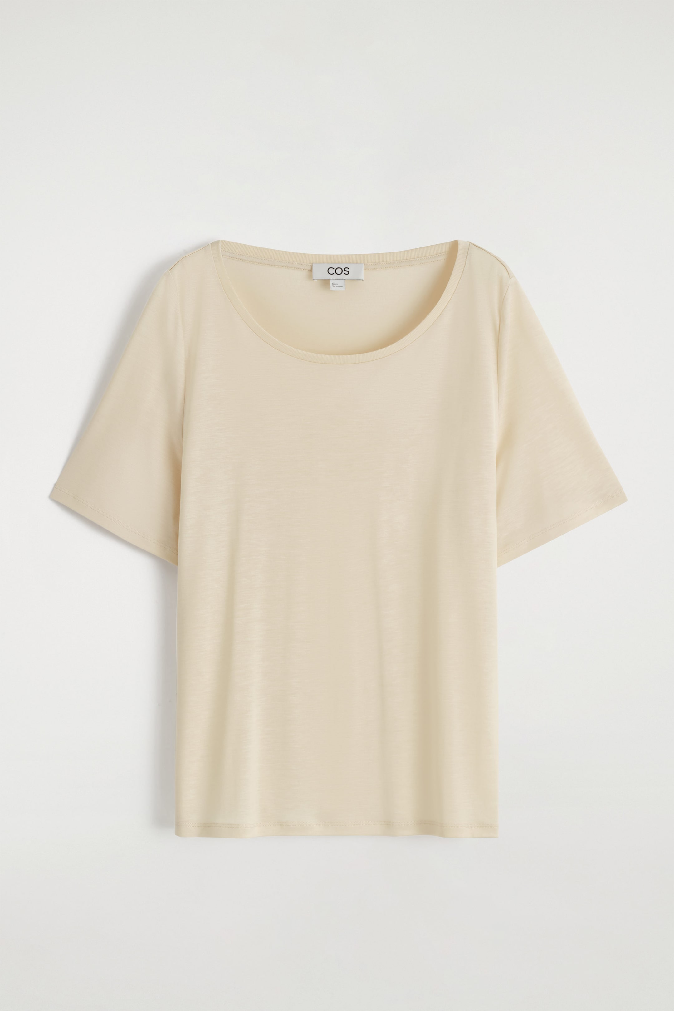 RELAXED SCOOP-NECK T-SHIRT