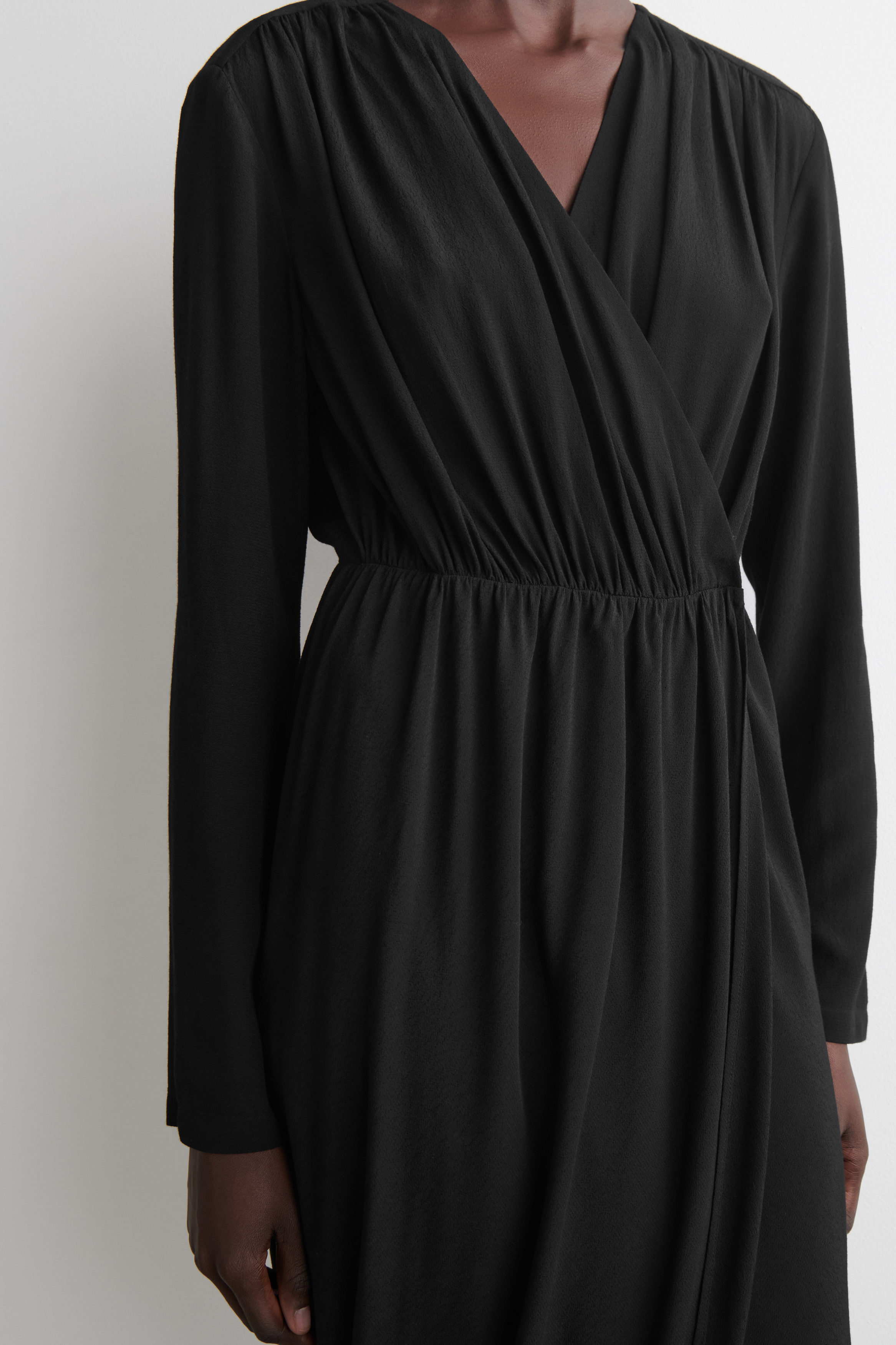 GATHERED MIDI WRAP DRESS - BLACK | COS US