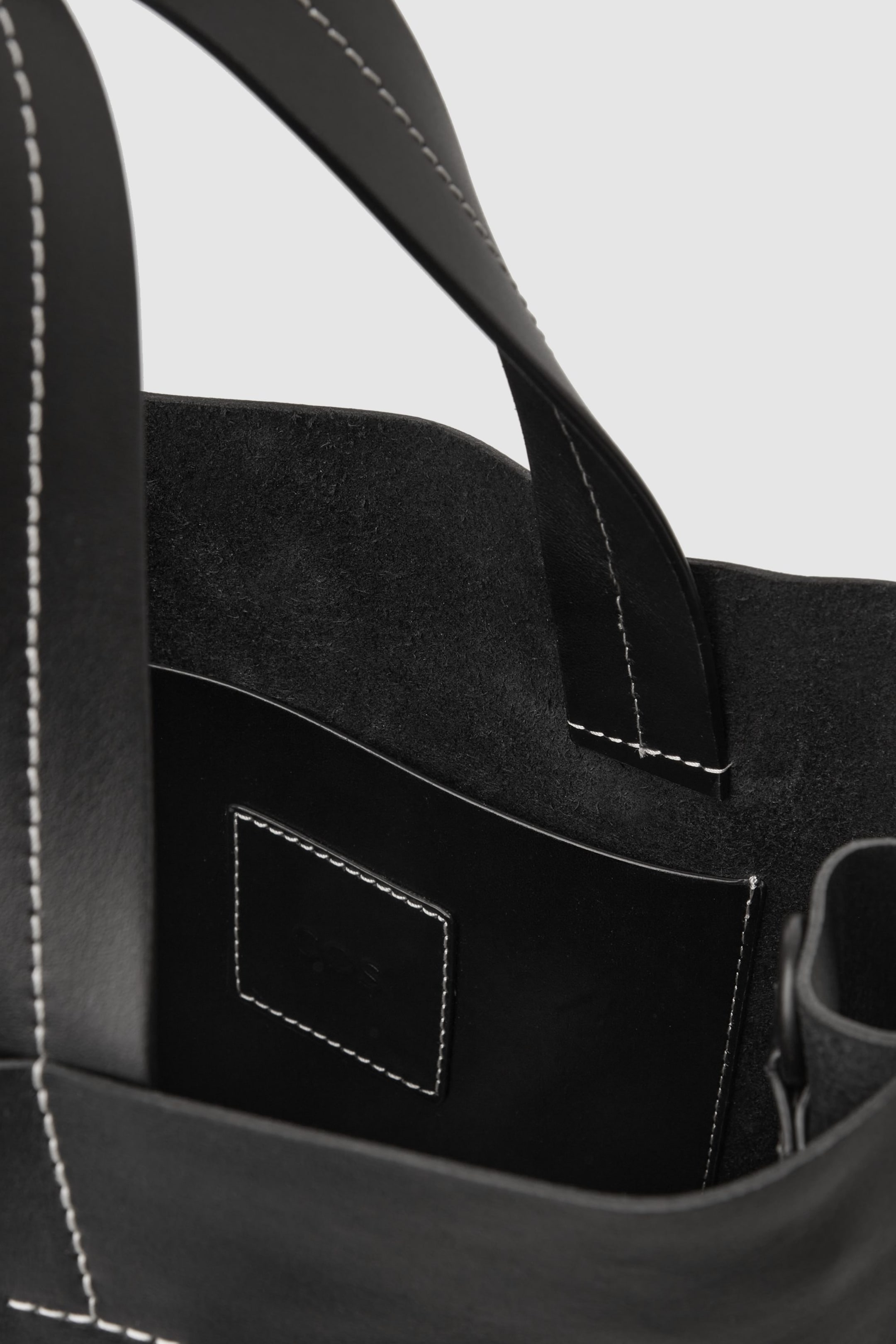 StillMedia/DescriptiveStillLife