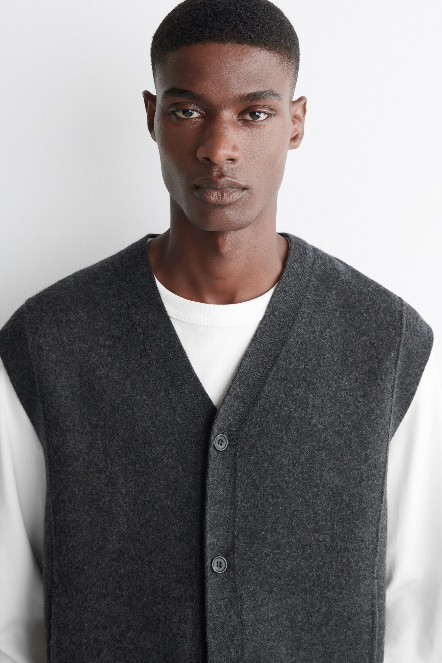 GILET BOUTONNÉ EN LAINE BOUILLIE - CHARBON/KAKI FONCÉ - 4