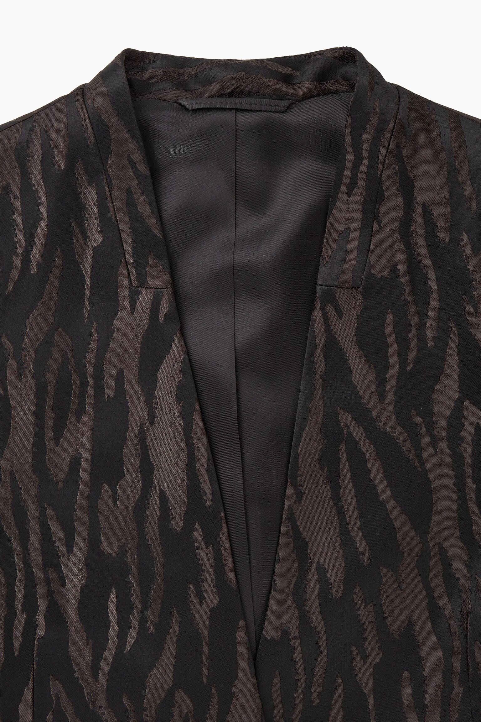 RELAXED COLLARLESS ZEBRA-JACQUARD BLAZER - DARK BROWN / BLACK - 2
