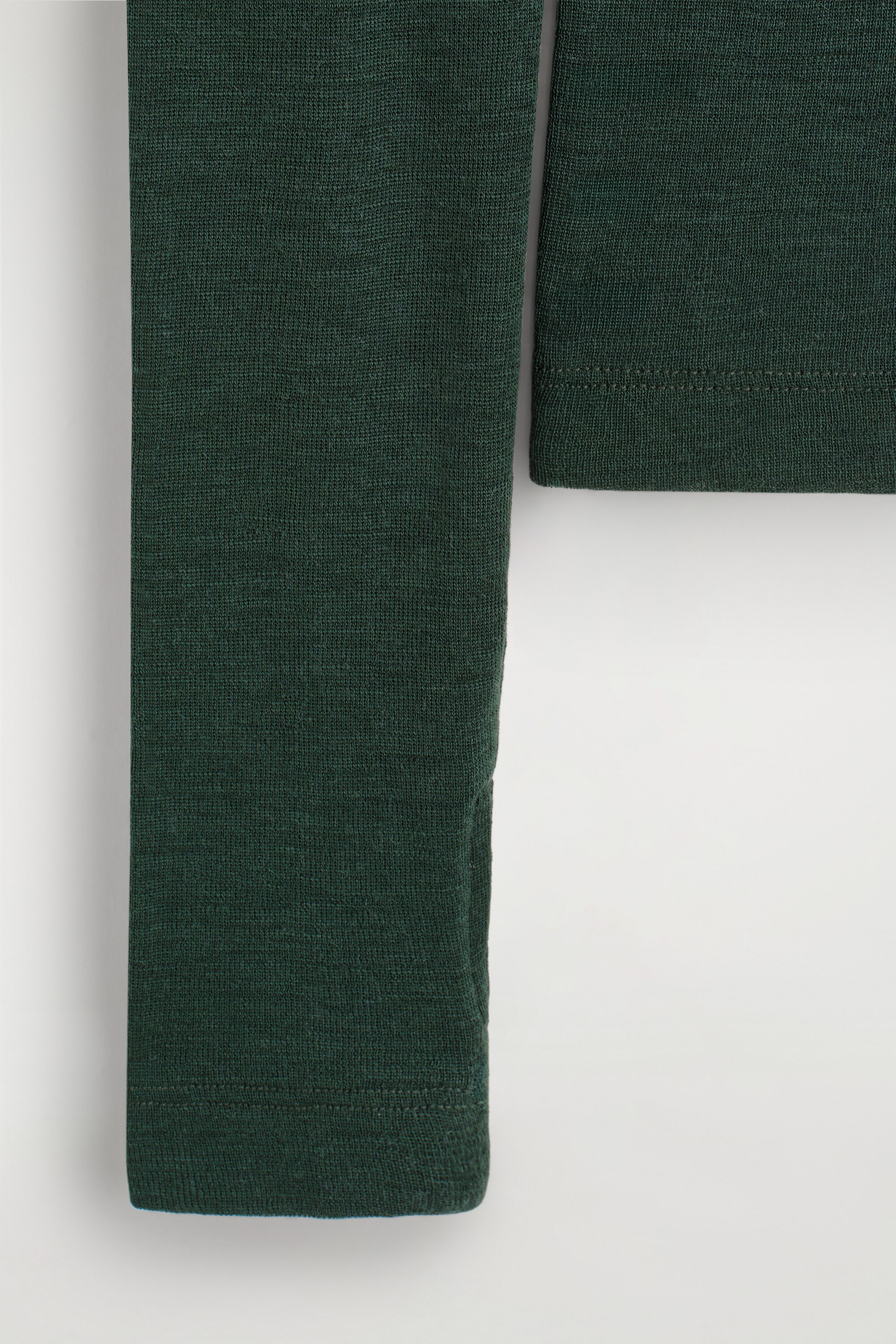 MERINO WOOL TURTLENECK TOP thumbnail 8