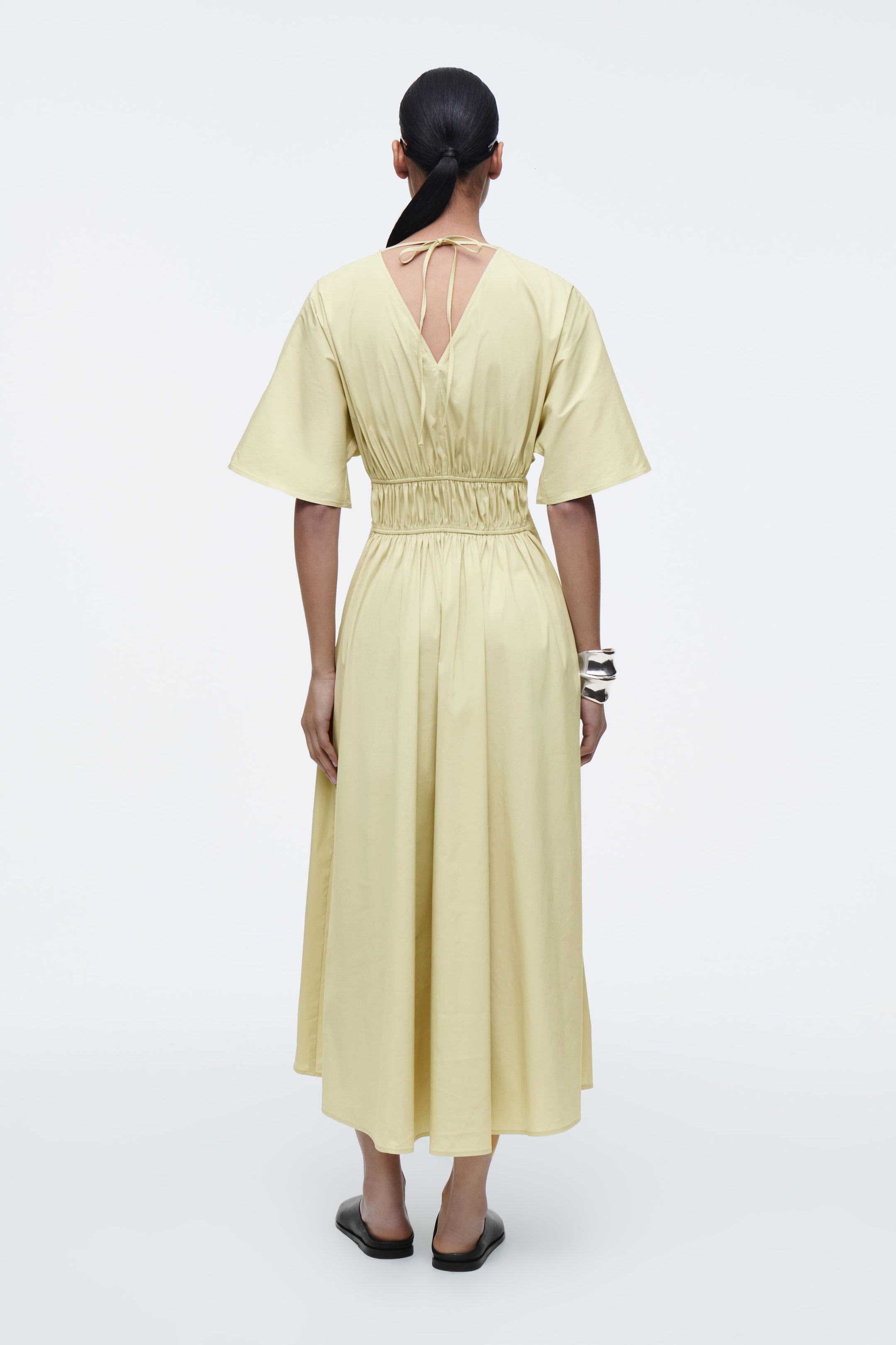 GATHERED OPEN-BACK MIDI DRESS