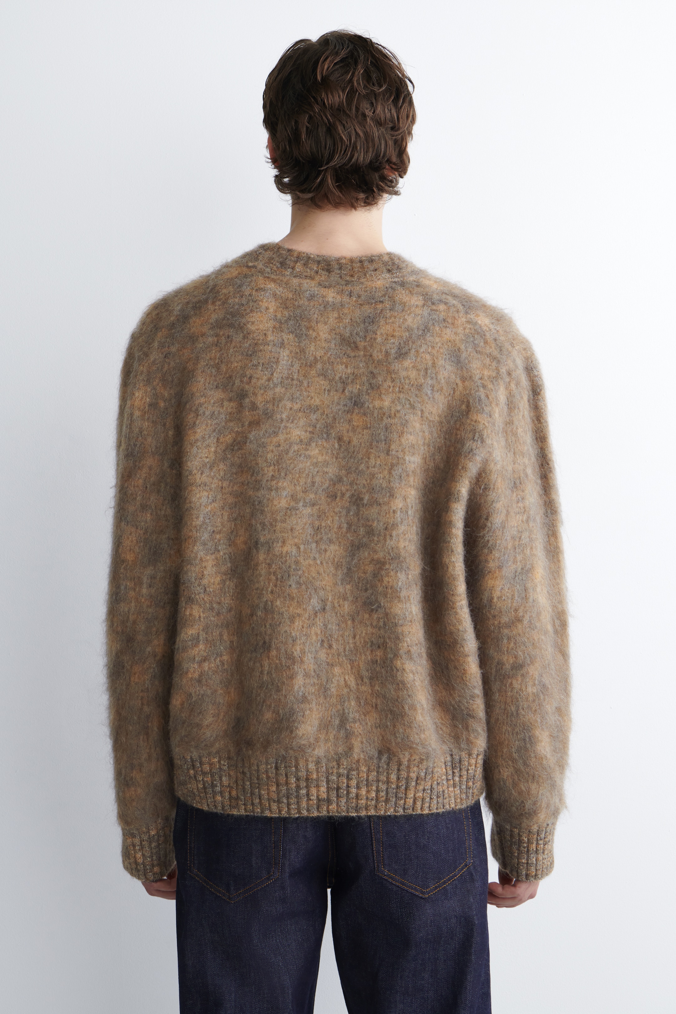 Größeres Bild anzeigen: SPACE-DYED MOHAIR-BLEND CREW-NECK JUMPER - BRAUN - Men | H&M AT 5