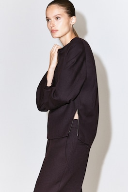 TAILORED WOOL BOAT-NECK TOP — UMBER 4