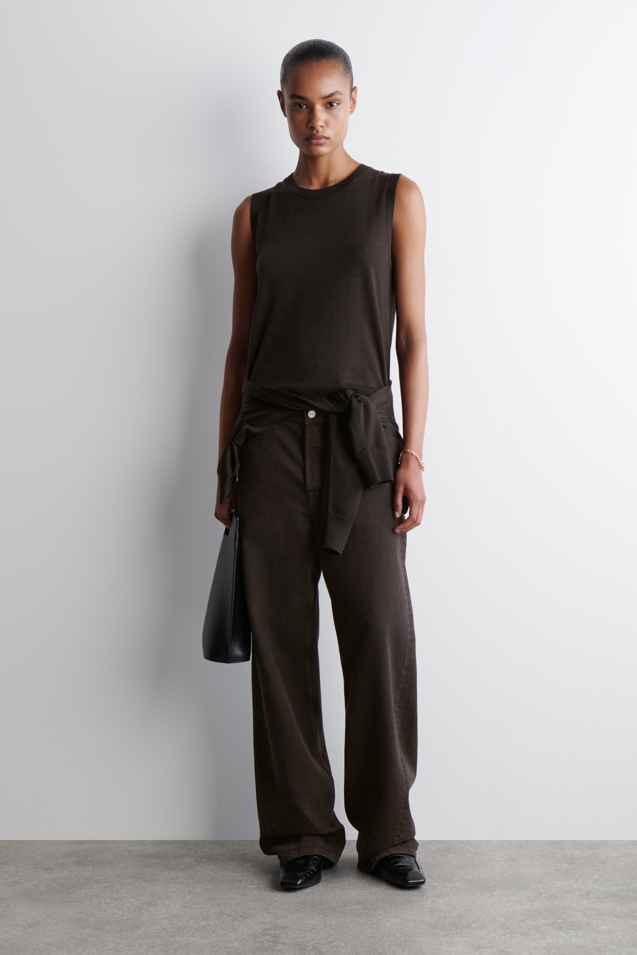 Grösseres Bild ansehen: FACADE JEANS MIT GERADEM BEIN - BRAUN - DAMEN | H&M CH 1