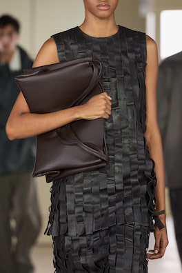 PAVILION TOTE BAG - LEATHER — BROWN 6