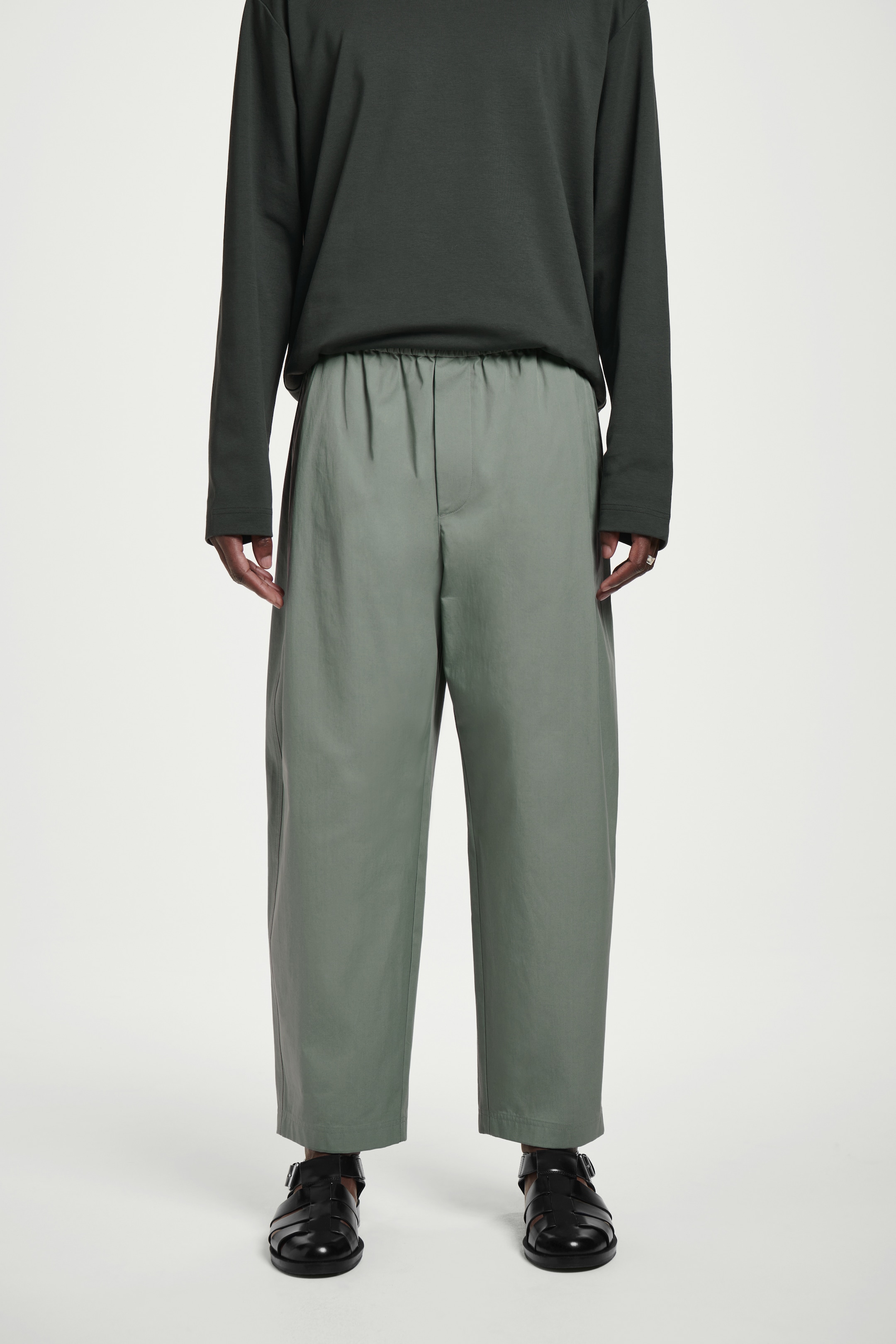 Grotere afbeelding bekijken: BROEK MET WIDE-LEG EN ELASTISCHE TAILLE, CROPPED - GROEN - HEREN | H&M BE 4