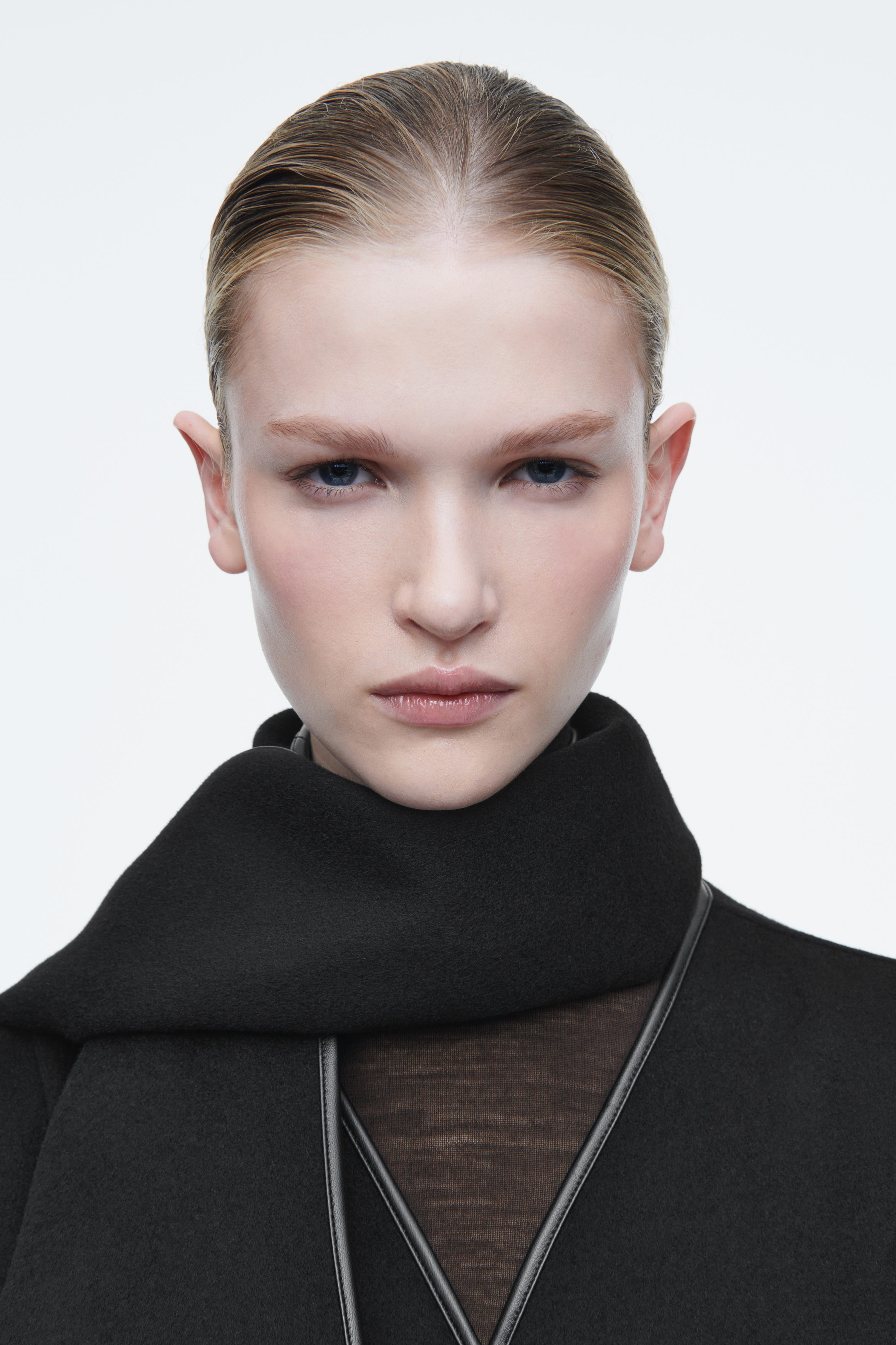 LEATHER-TRIMMED WOOL SCARF COAT - BLACK | COS
