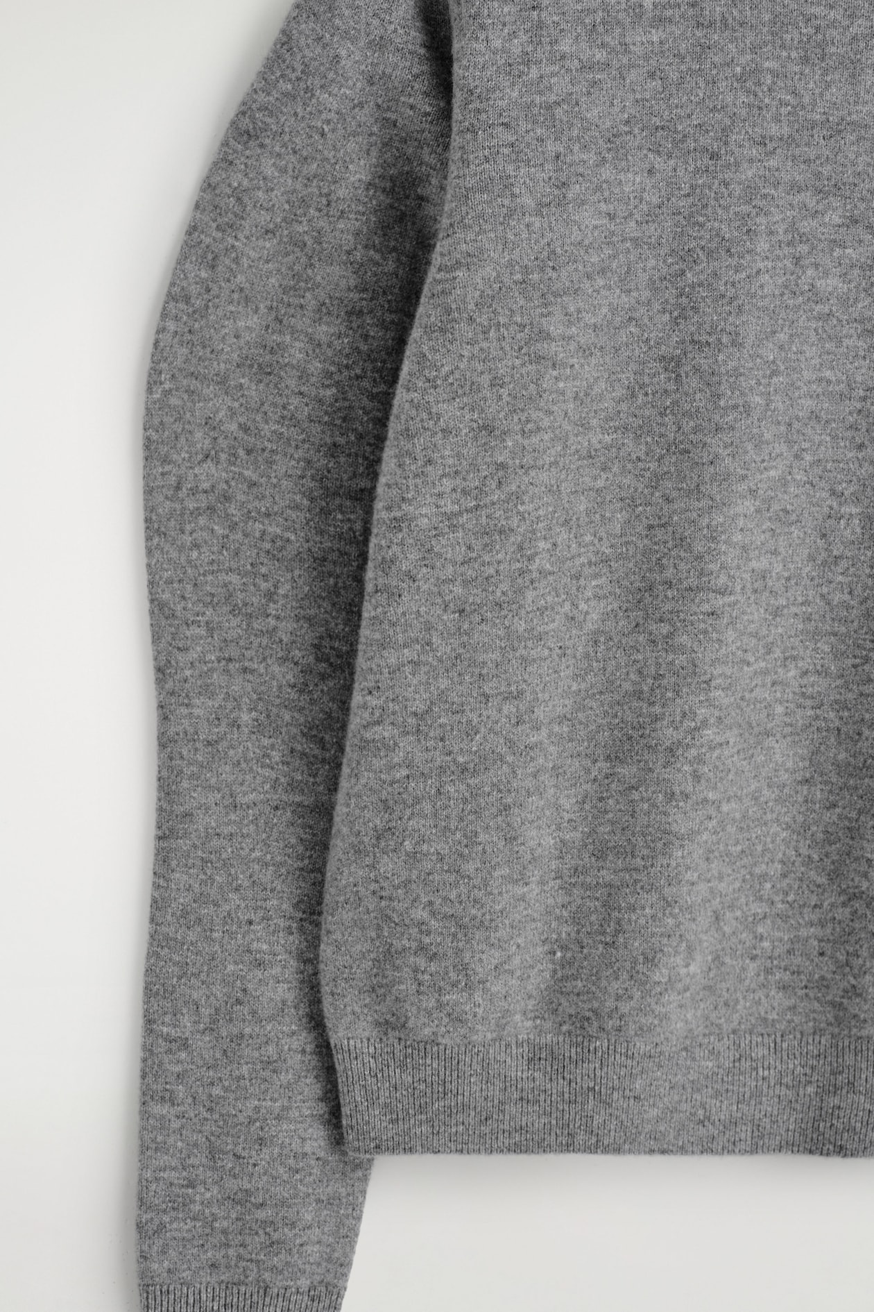 BALLOON-SLEEVE MERINO WOOL JUMPER — GREY