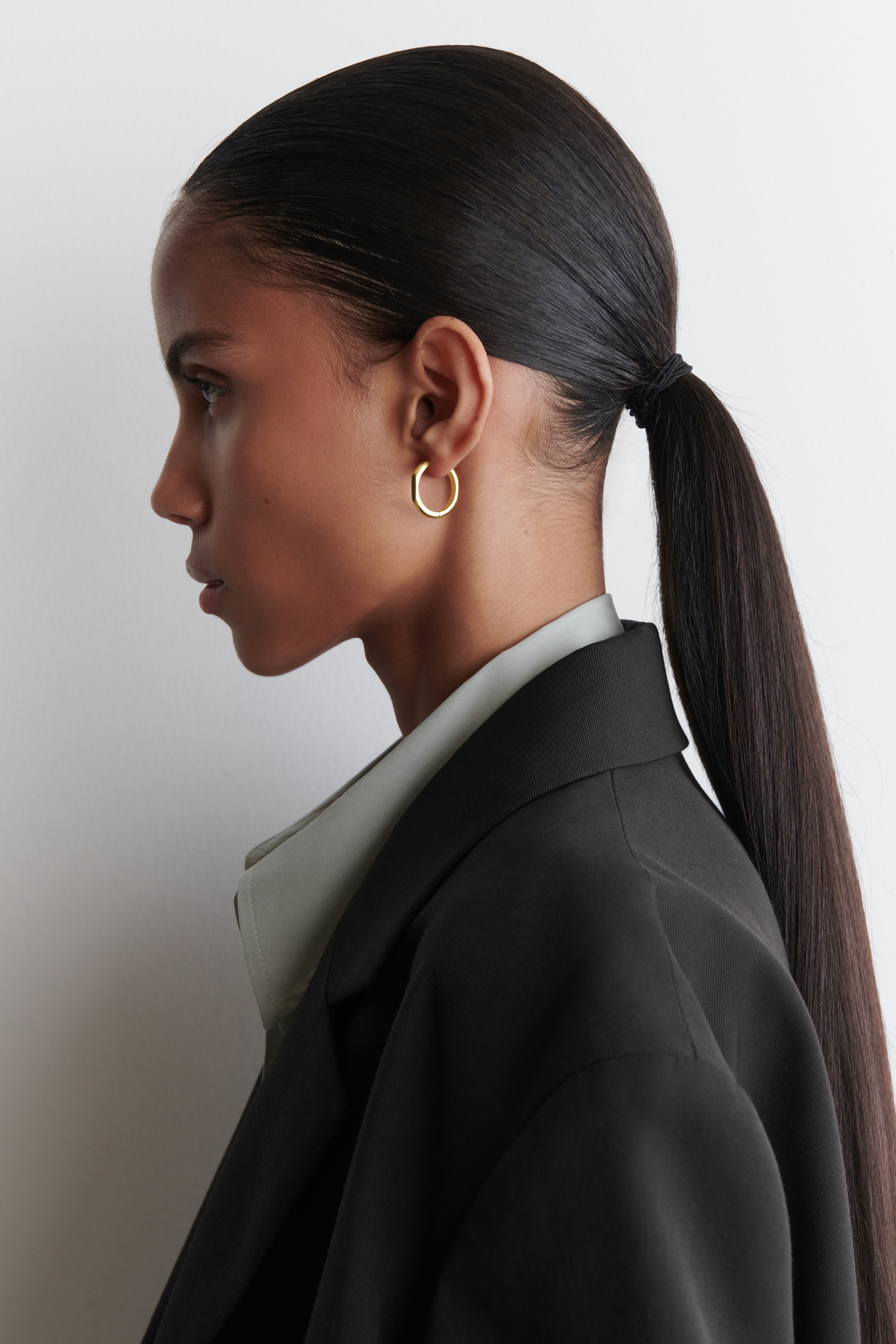 View larger image: FACETED HOOP EARRINGS - GOLD - Ladies | H&M GB 2