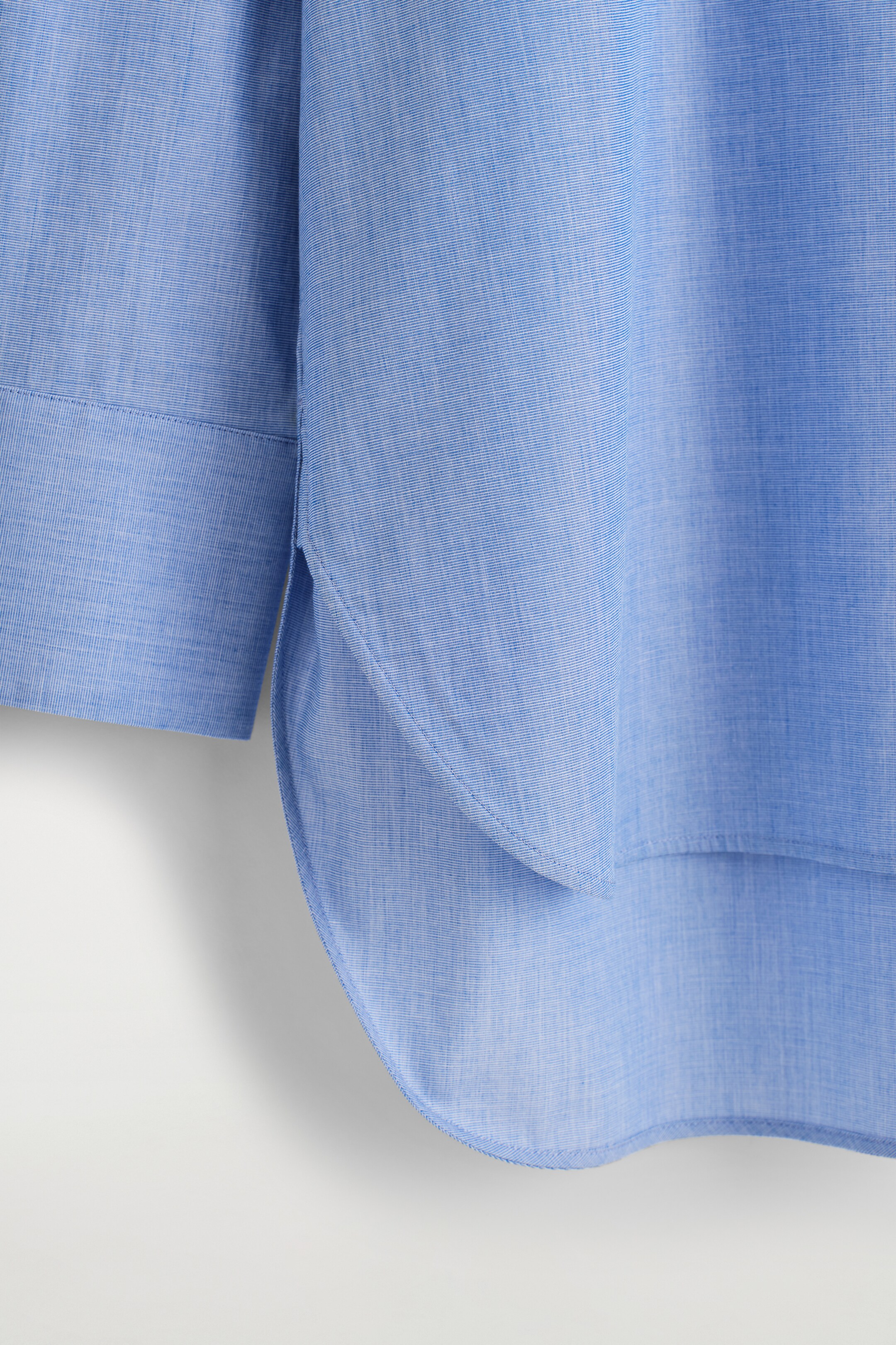 Προβολή μεγαλύτερης εικόνας: LONGLINE COTTON SHIRT - ΜΠΛΕ ΜΕΛΑΝΖΕ - Ladies | H&M GR 8
