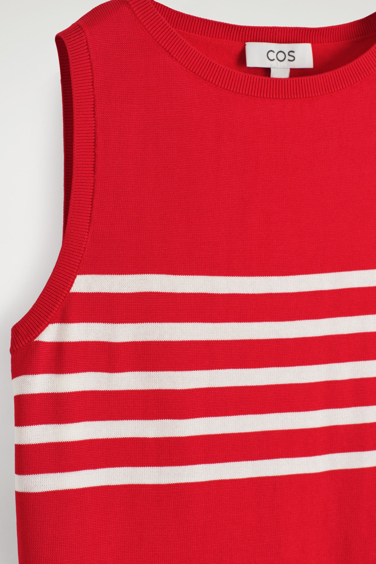 STRIPED KNITTED TANK TOP — RED / WHITE / STRIPED
