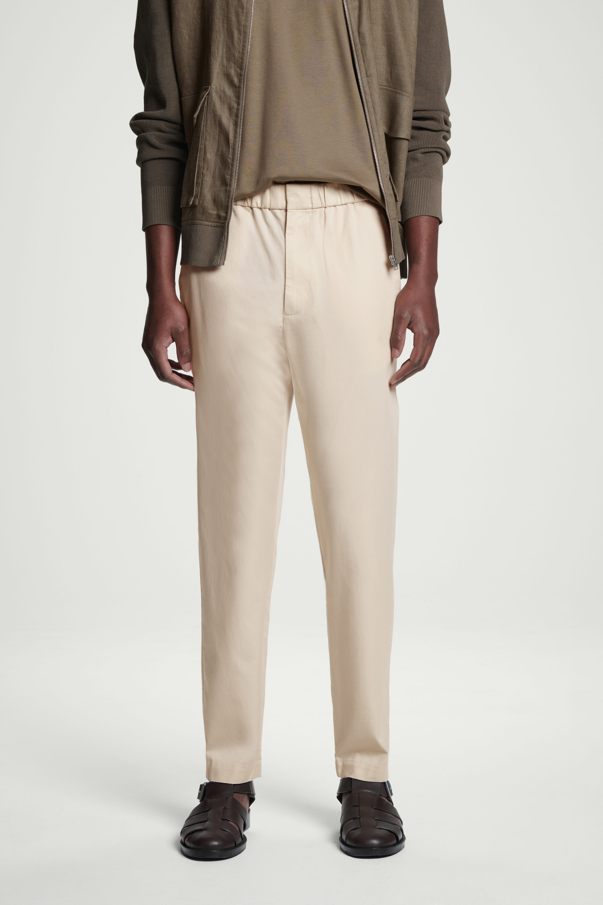 TWILL TAPERED PANTS - BEIGE | COS