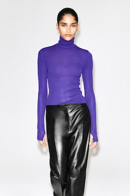 MERINO WOOL TURTLENECK TOP — PURPLE 1