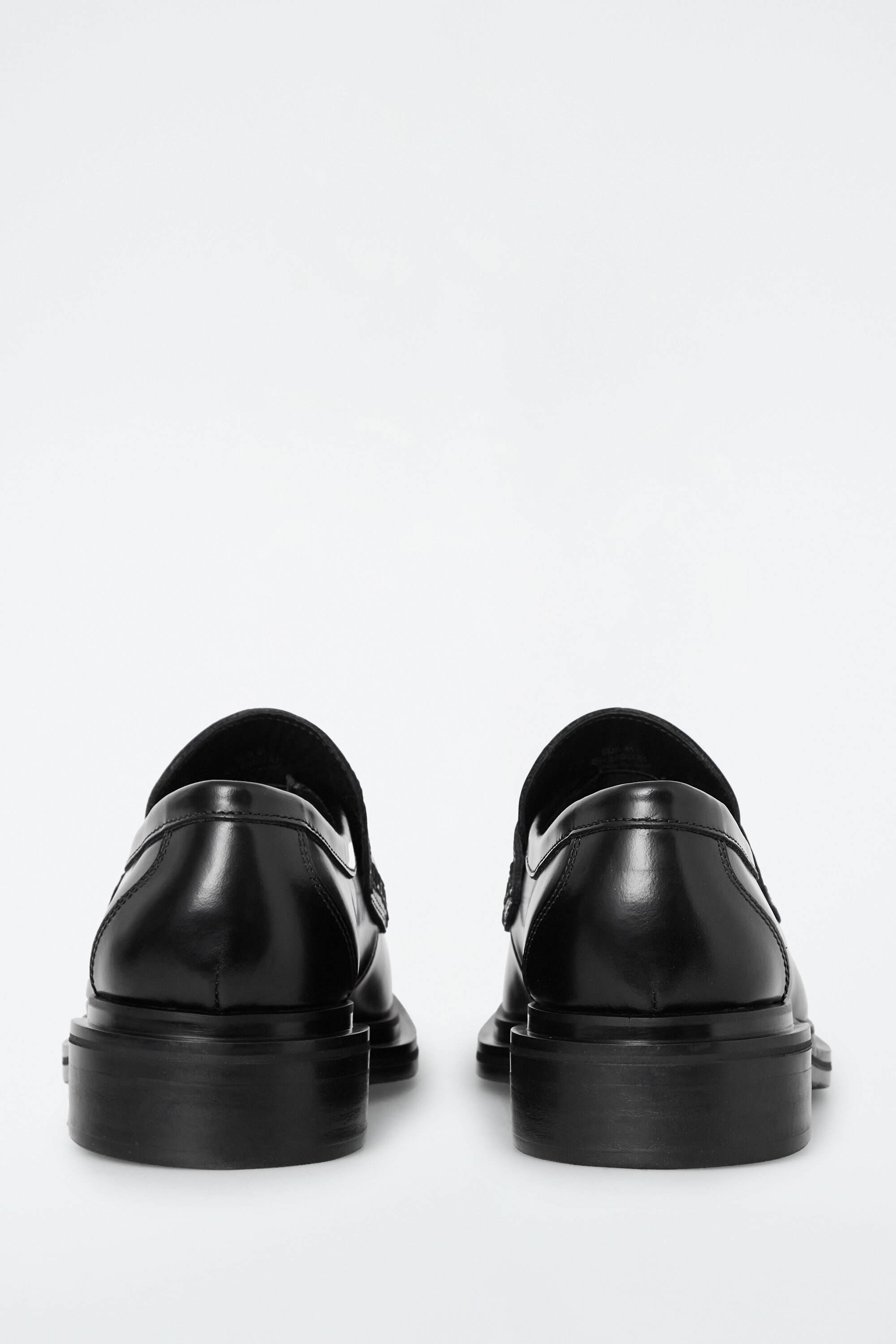 melt the lady square loafer 黒 36 注目のブランド square lady the melt loafer 36 黒 靴 - 靴