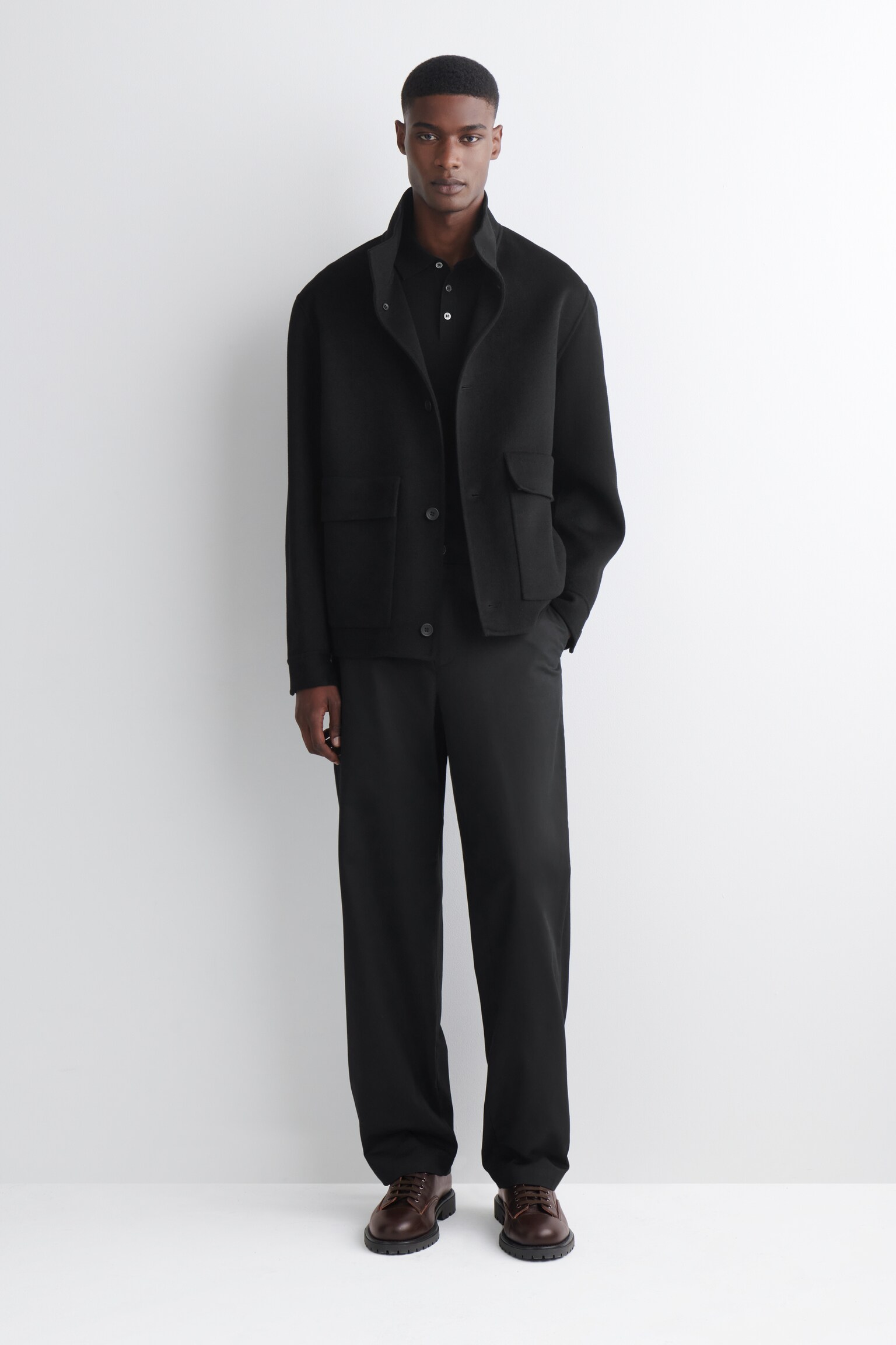 Calças chino de algodão com corte direito - PRETO/AZUL-MARINHO/BEGE - 10