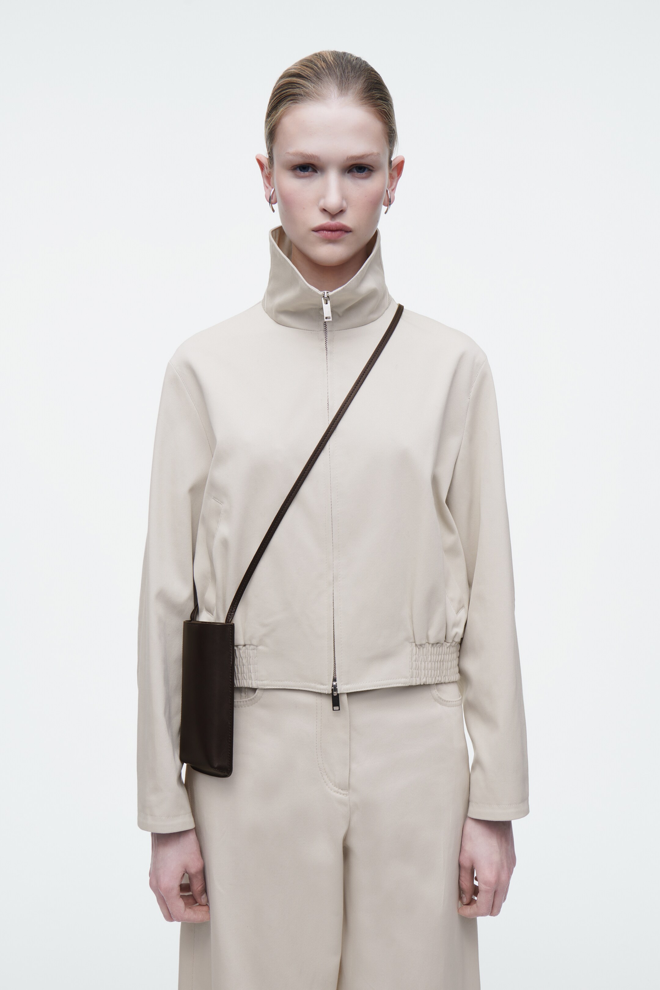 Ingrandisci l'immagine: CROSSBODY PHONE POUCH - LEATHER - CHESTNUT - DONNA | H&M CH 3