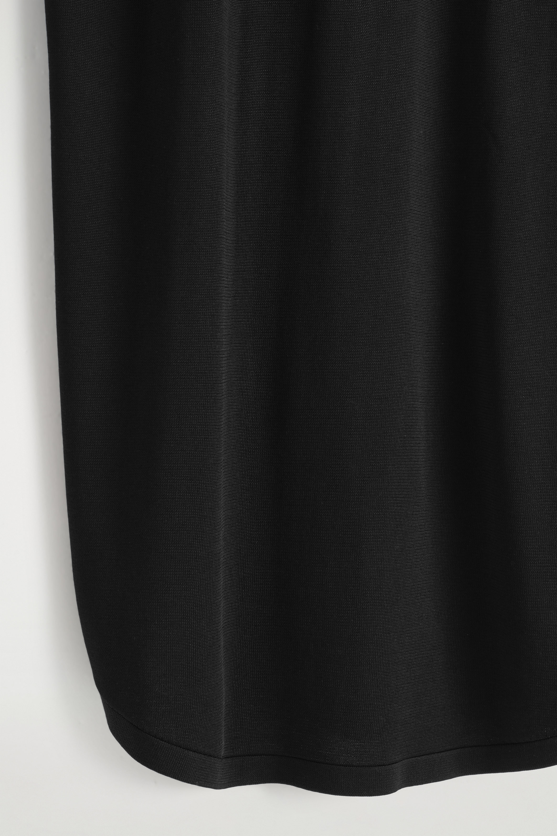 CIRCLE-CUT KNIT DRESS - BLACK | COS US