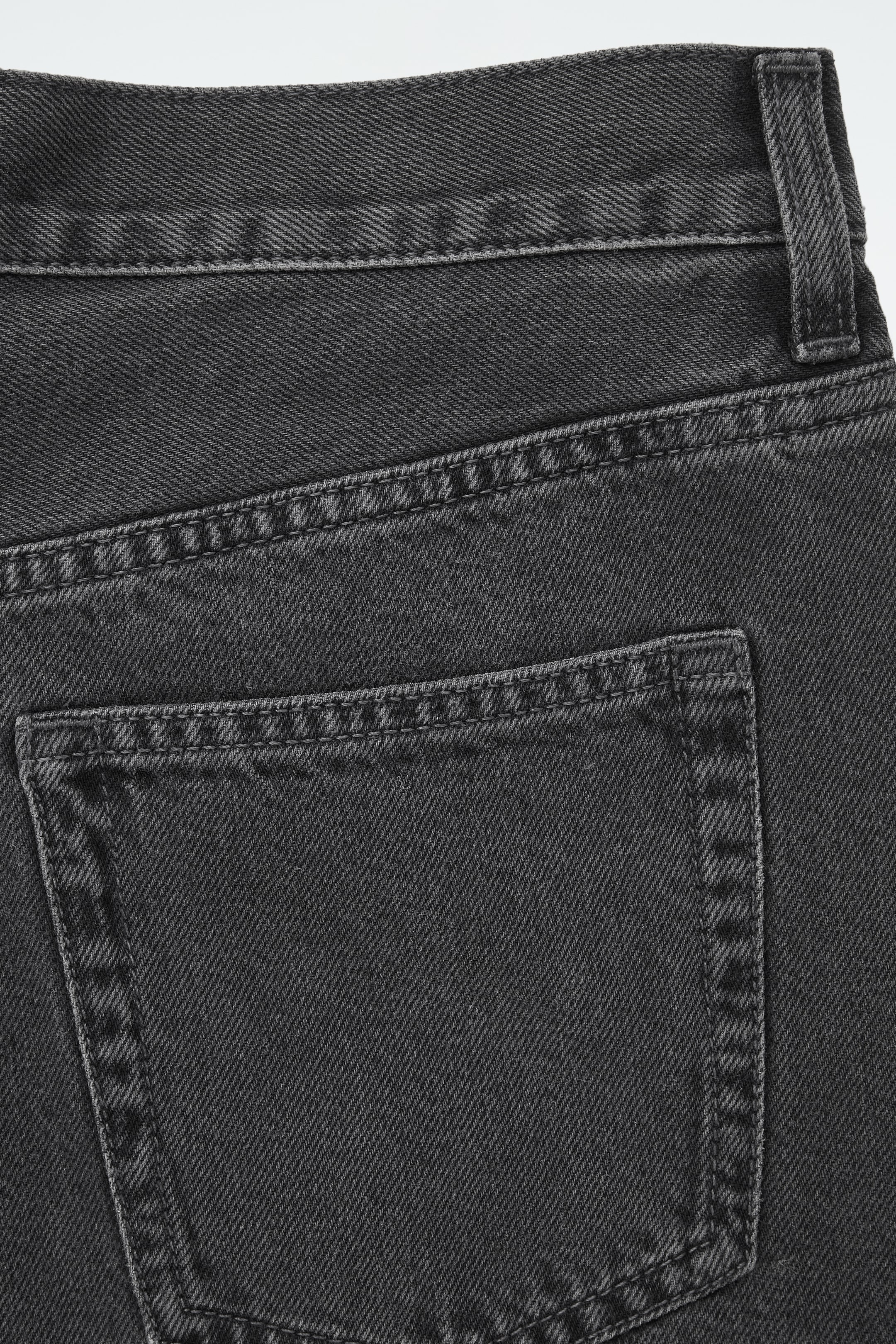View larger image: TIDE WIDE-LEG JEANS - WASHED BLACK - Ladies | H&M GB 3