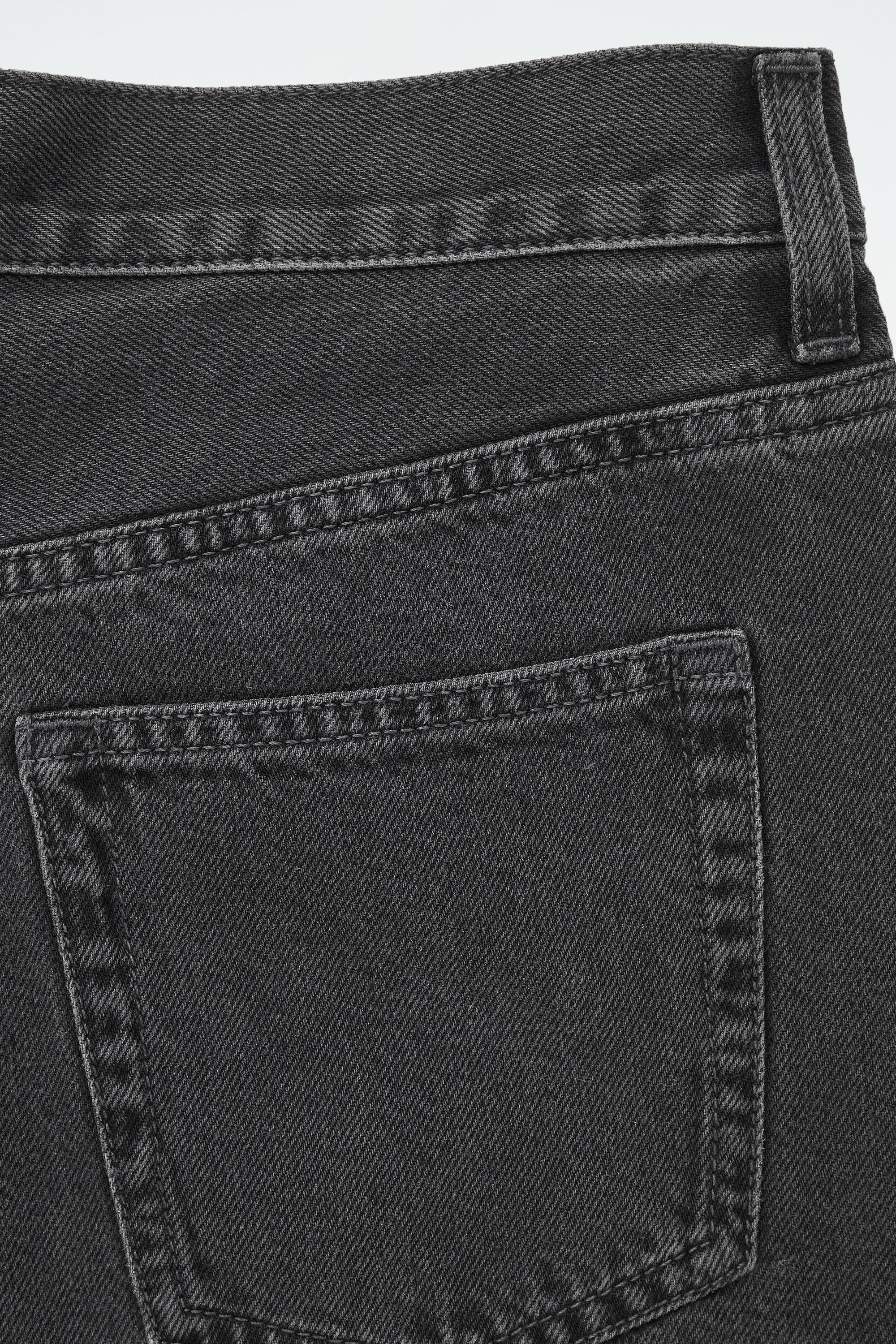 パンツ COS WIDE-LEG HIGH-RISE JEANS 28 WIDE-LEG HIGH-RISE FULL-LENGTH JEANS ワイドレッグハイライズ
