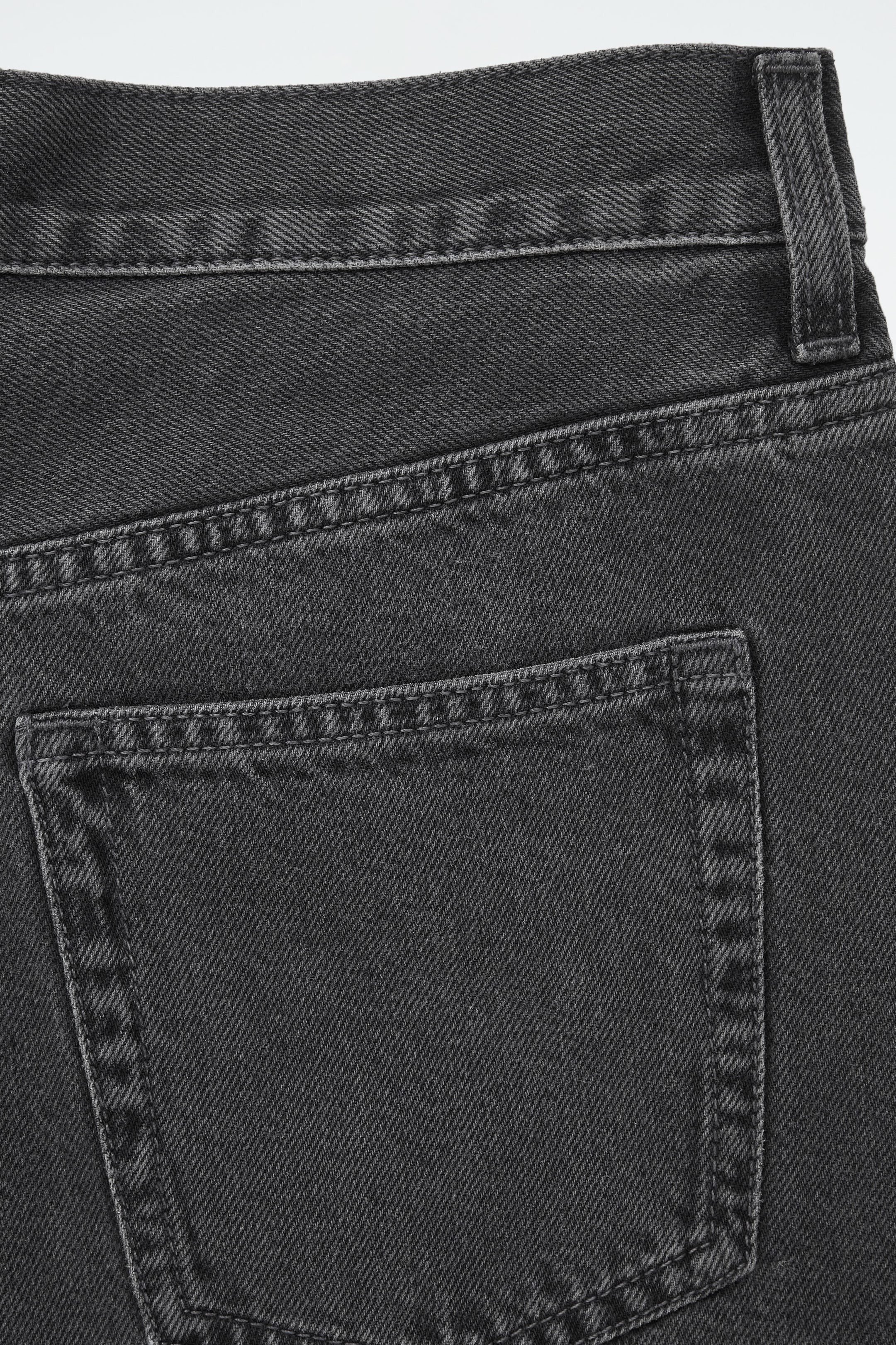 StillMedia/DescriptiveDetail