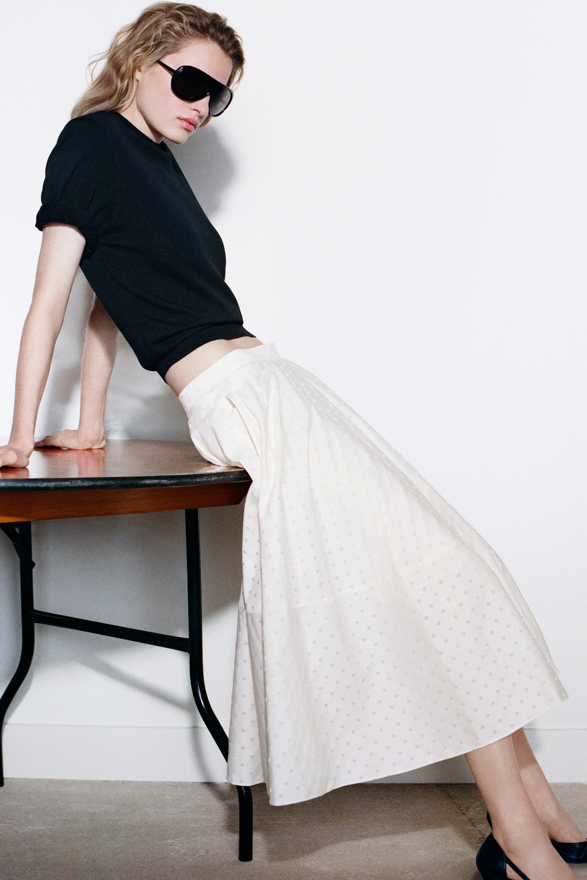 POLKA-DOT JACQUARD COTTON MIDI SKIRT - WHITE / POLKA DOT | COS US