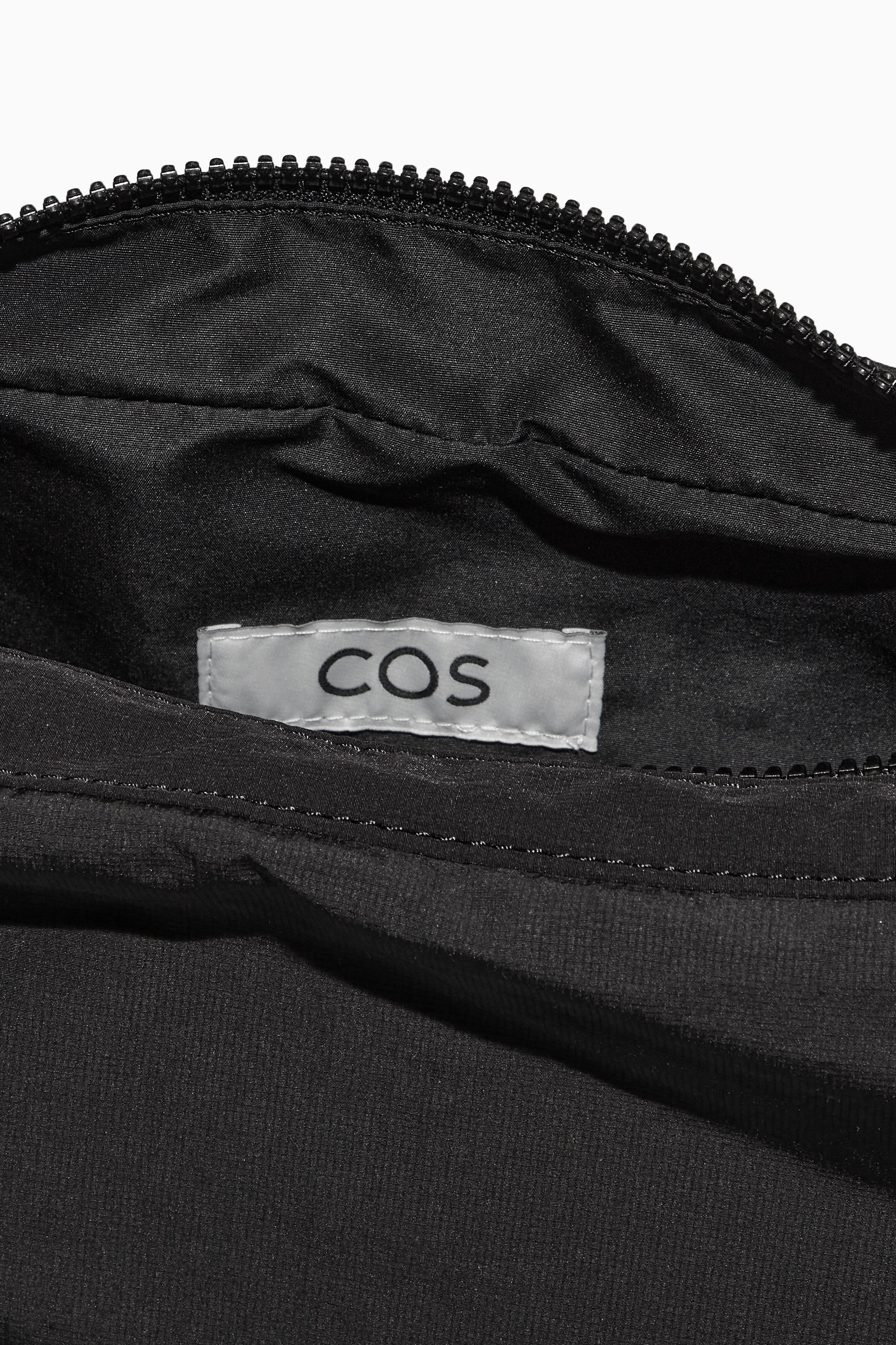 【COS】 Nylon Crossbody Saddle Bag Black CROSSBODY SADDLE BAG - NYLON - BLACK | COS