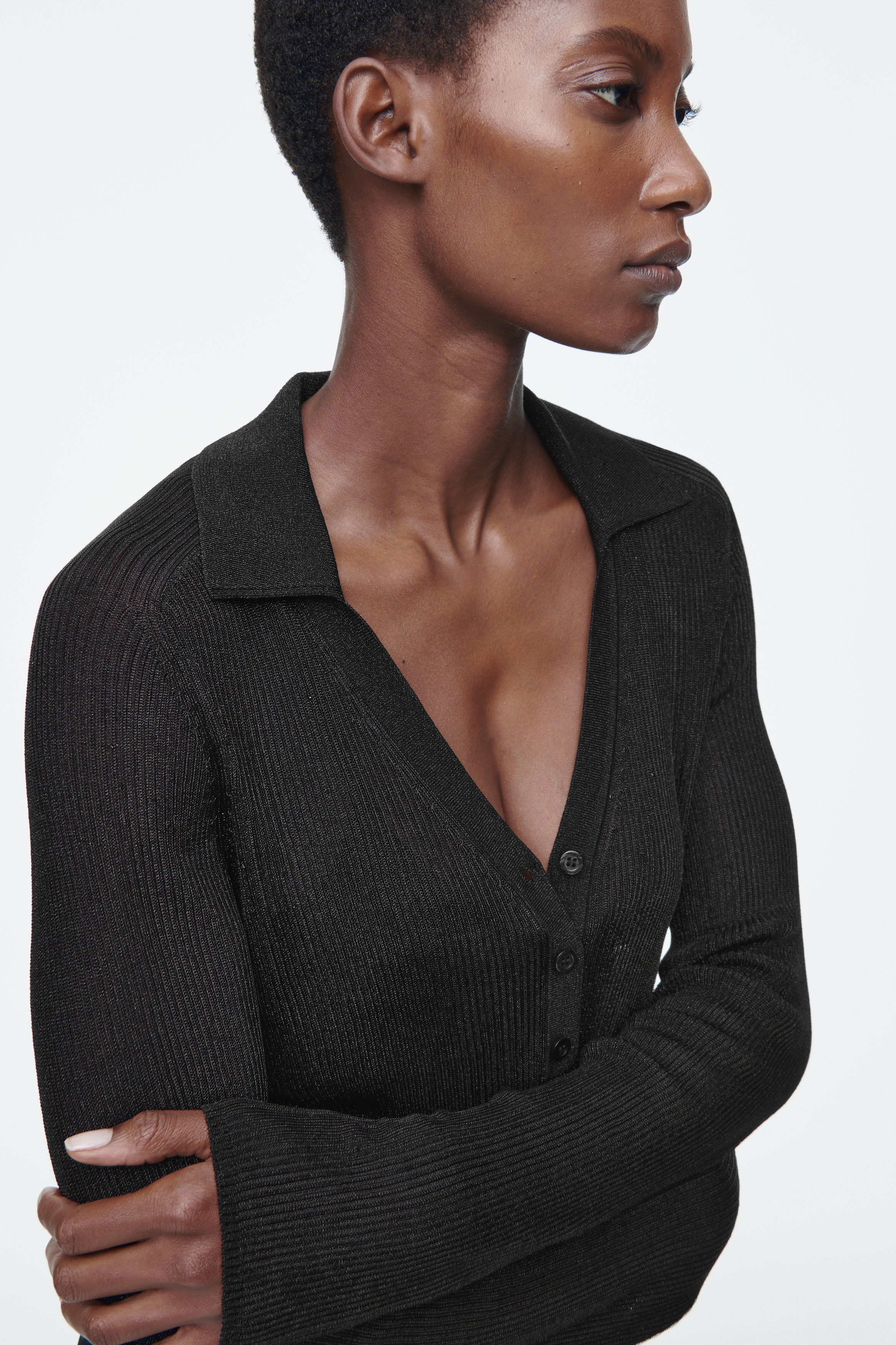 SPARKLY RIBBED-KNIT POLO SHIRT - BLACK | COS
