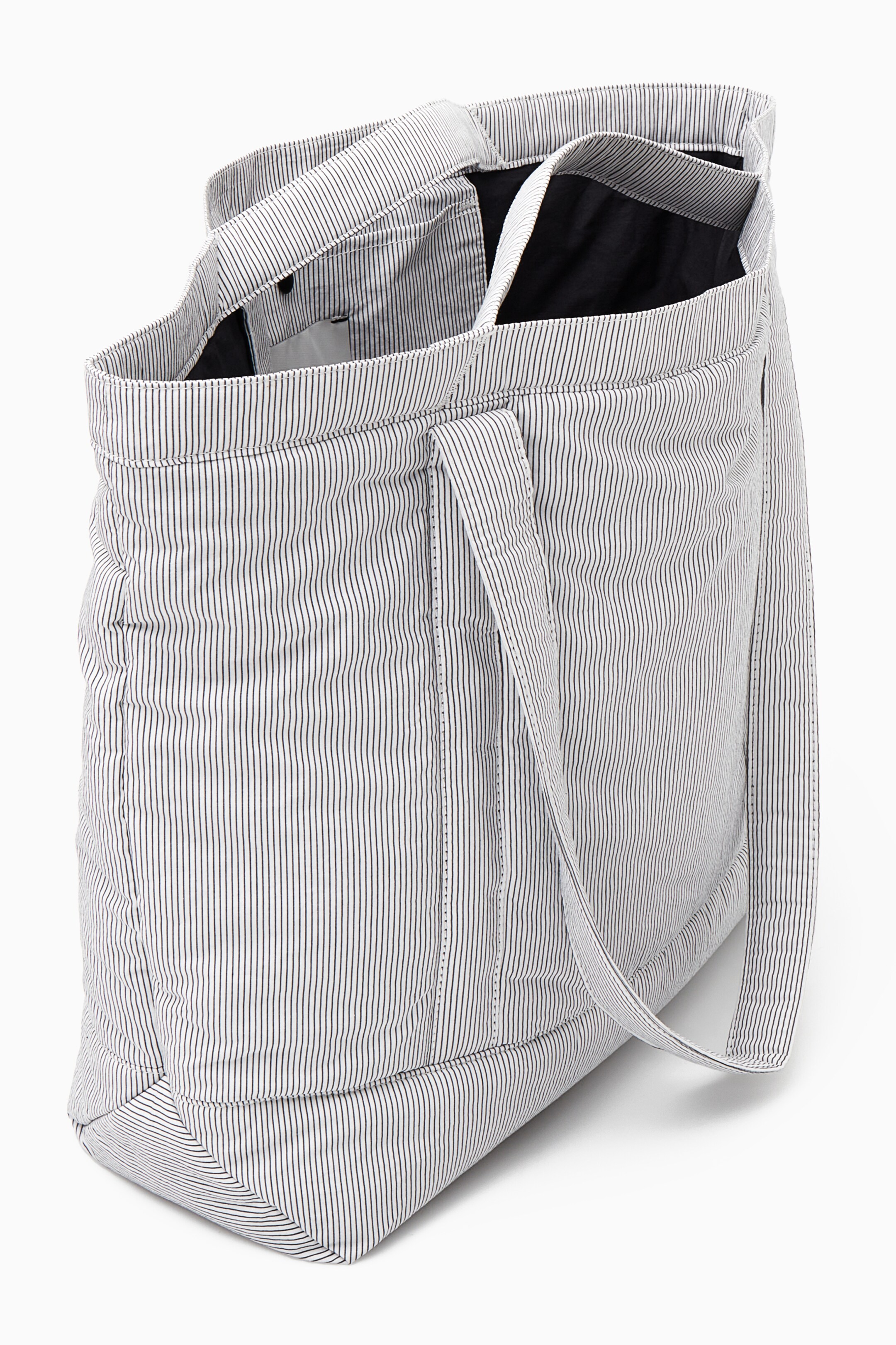 View larger image: STRIPED PADDED TOTE - LIGHT GREY - Men | H&M GB 2