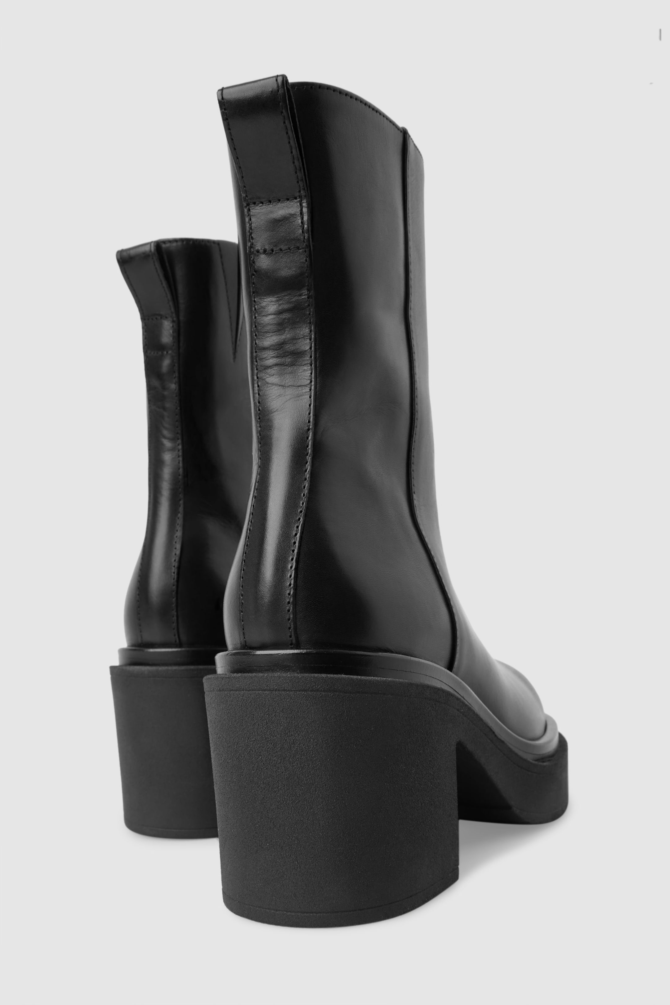 StillMedia/DescriptiveStillLife