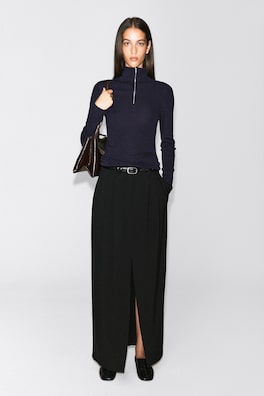 SEAMLESS MERINO WOOL ZIP-UP TOP — NAVY 3