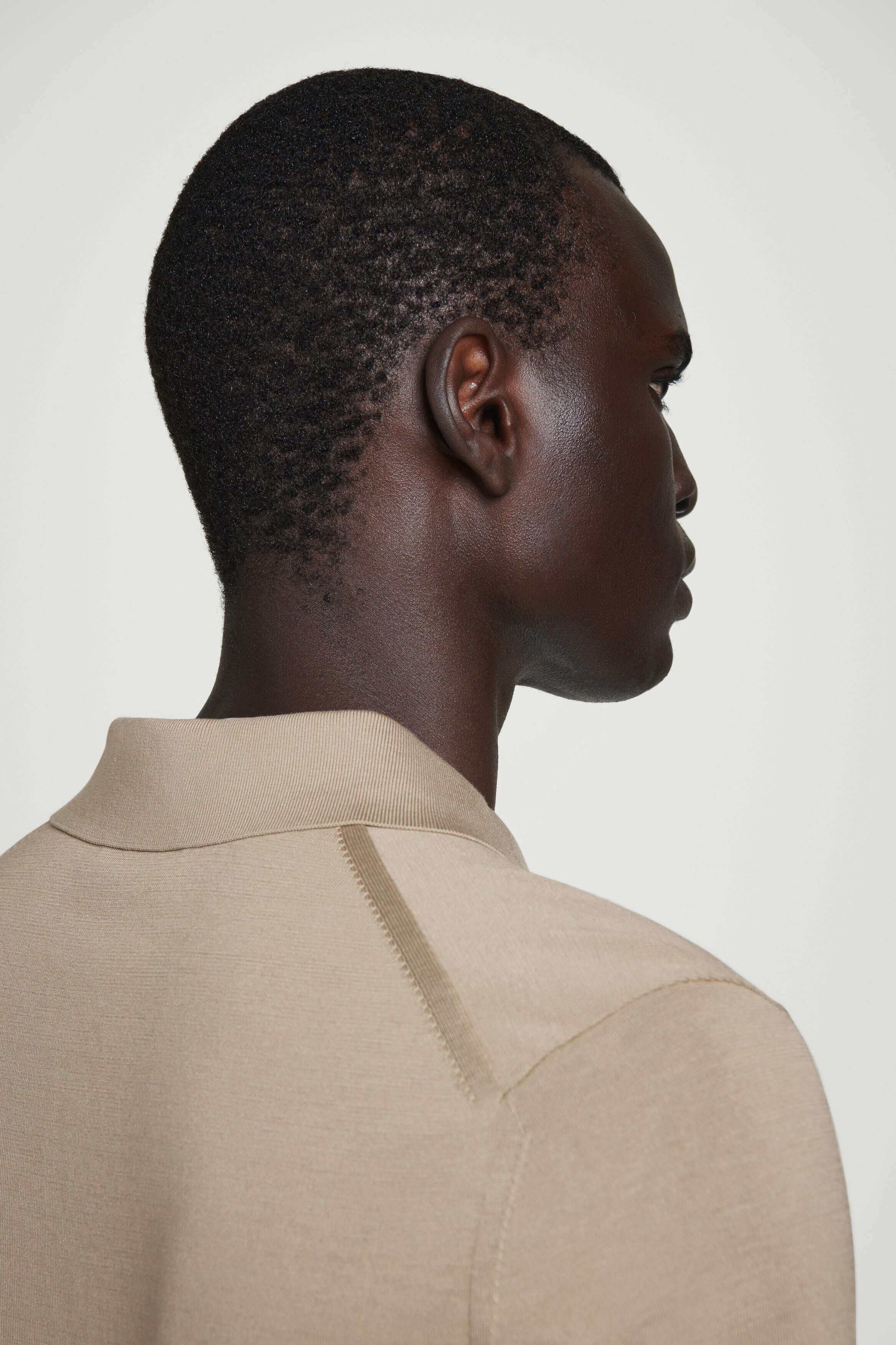 SLIM KNITTED SILK ZIPUP POLO SHIRT - MOLE | COS US