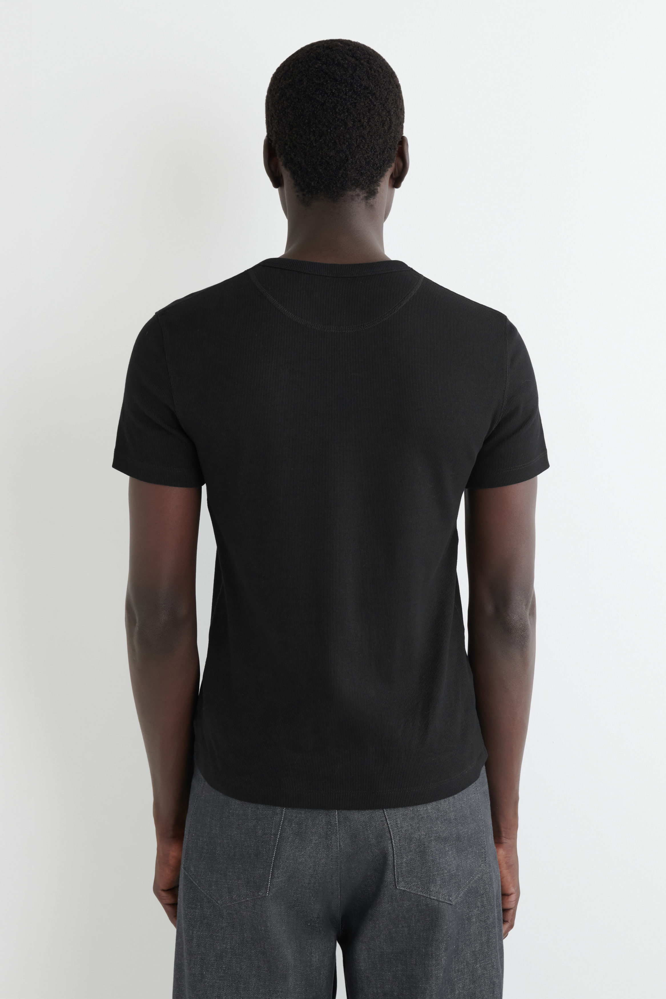 SLIM-FIT RIBBED HENLEY T-SHIRT - BLACK | COS US