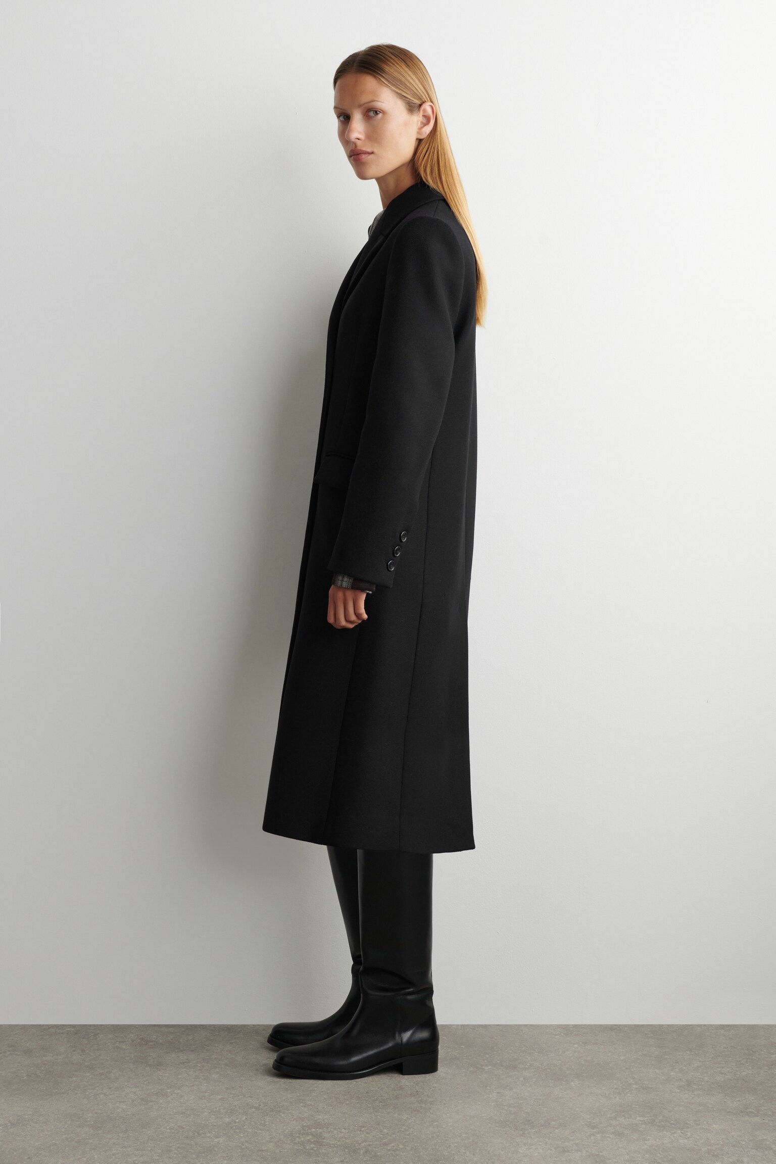 TAILORED DOUBLE-BREASTED WOOL COAT - BLACK - 3
