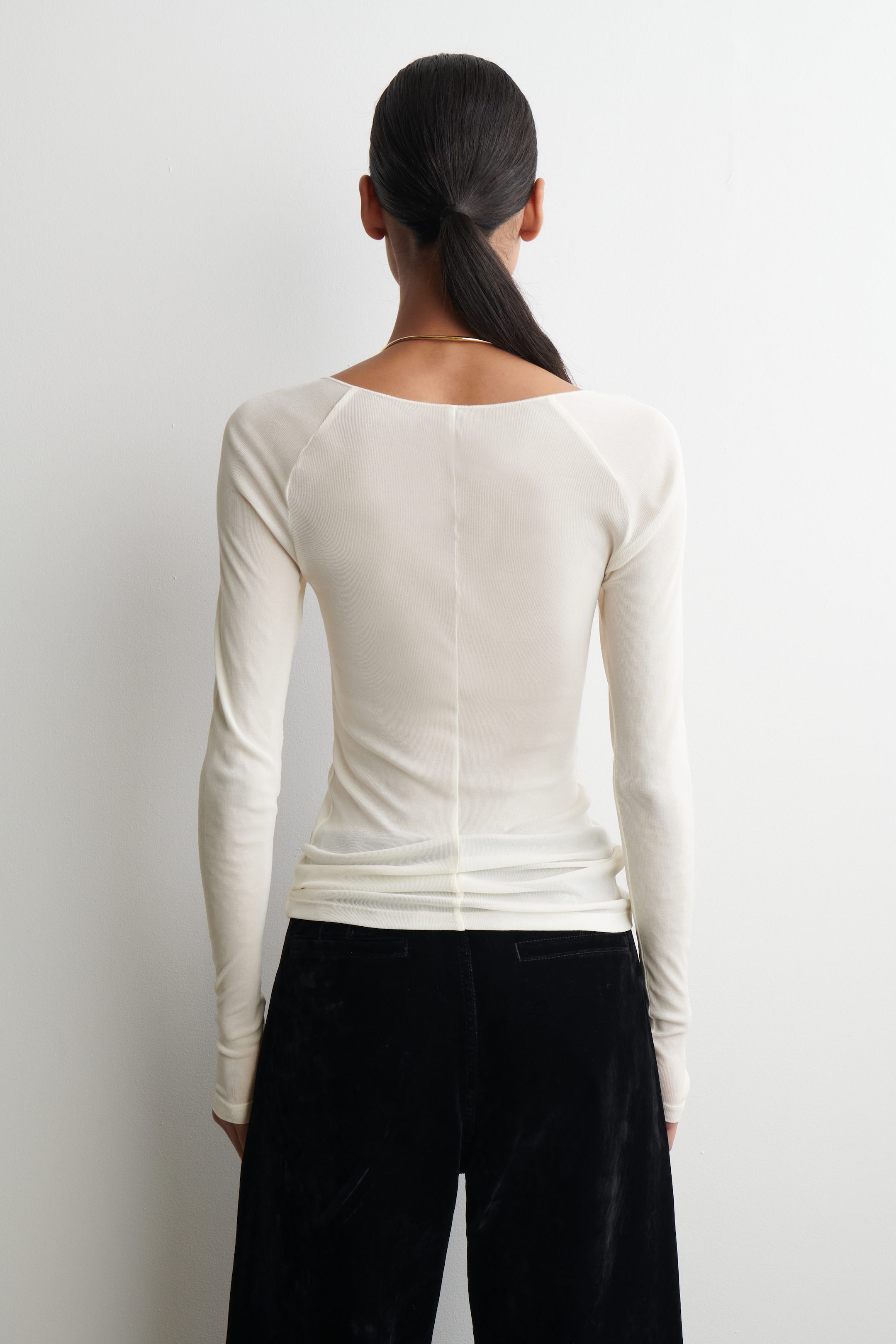 SILK LONG-SLEVELED TOP