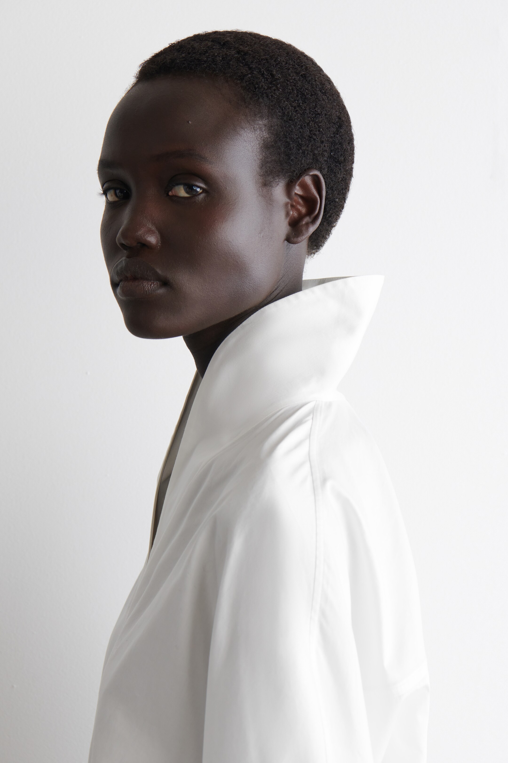 Vezi imaginea mai mare: Bluza din bumbac cu guler drapat - ALB - FEMEI | H&M RO 3