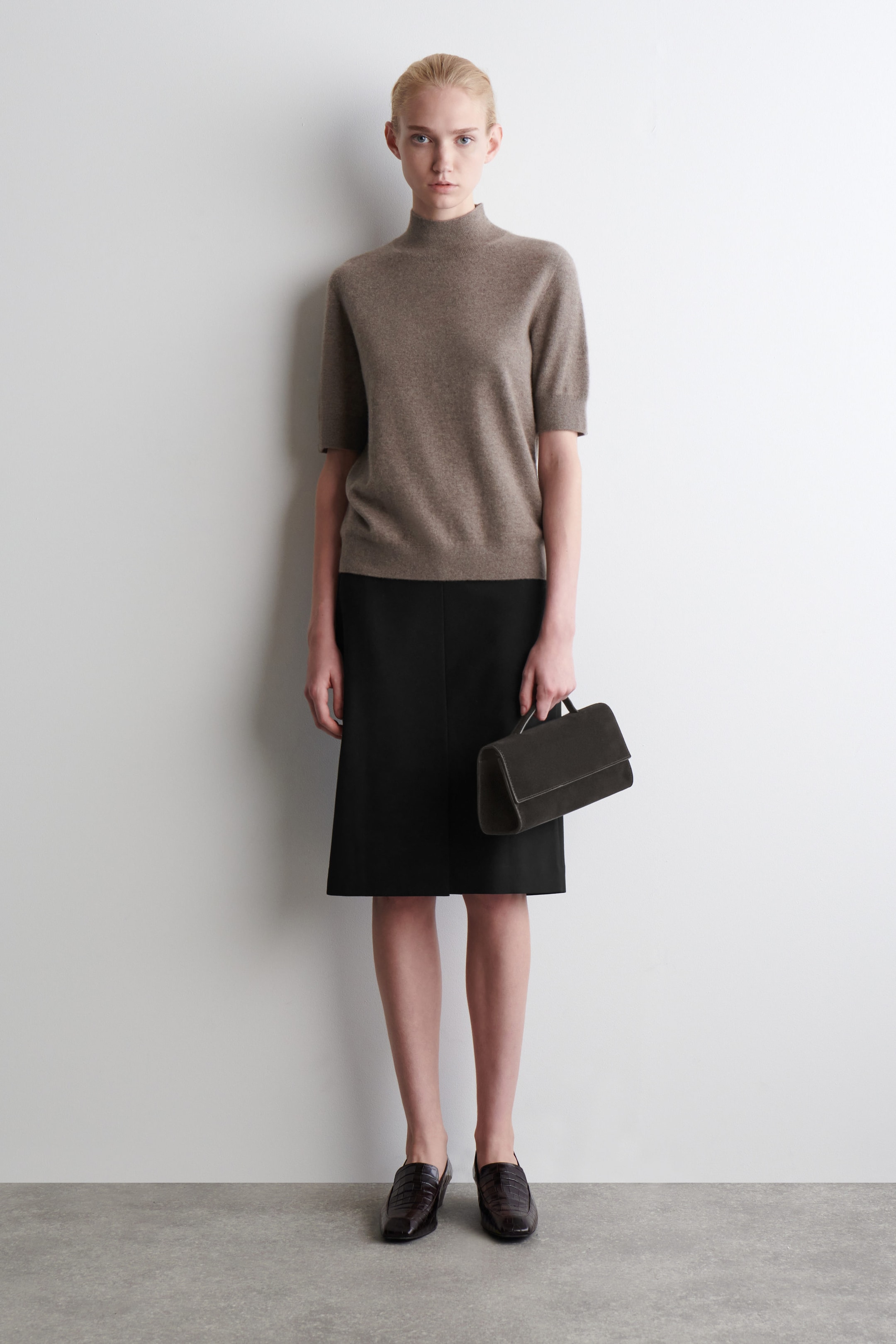 GALLERY CLUTCH BAG - SUEDE