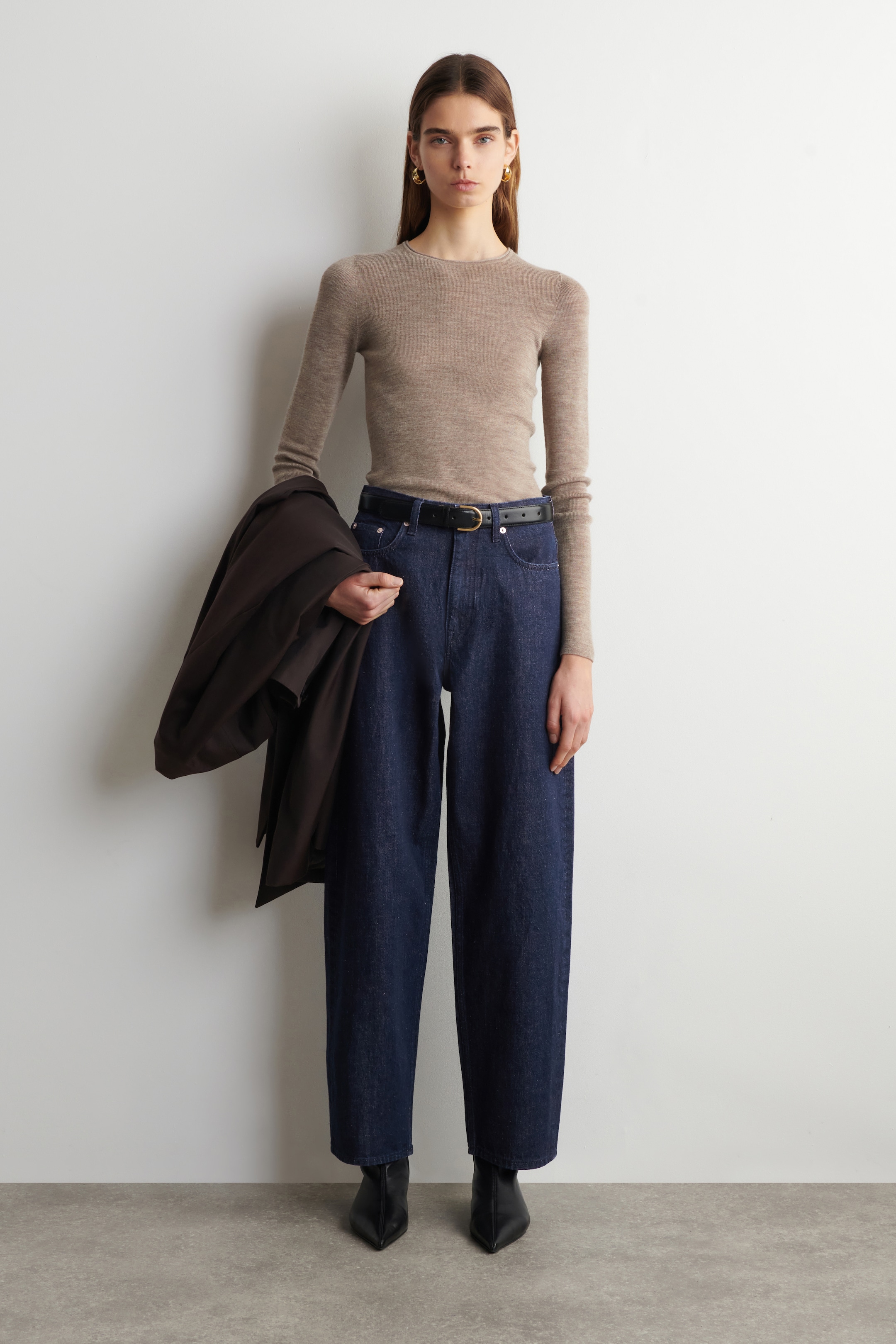 Größeres Bild ansehen: BAY JEANS MIT BARREL-BEIN - Dunkelblau - Ladies | H&M DE 1