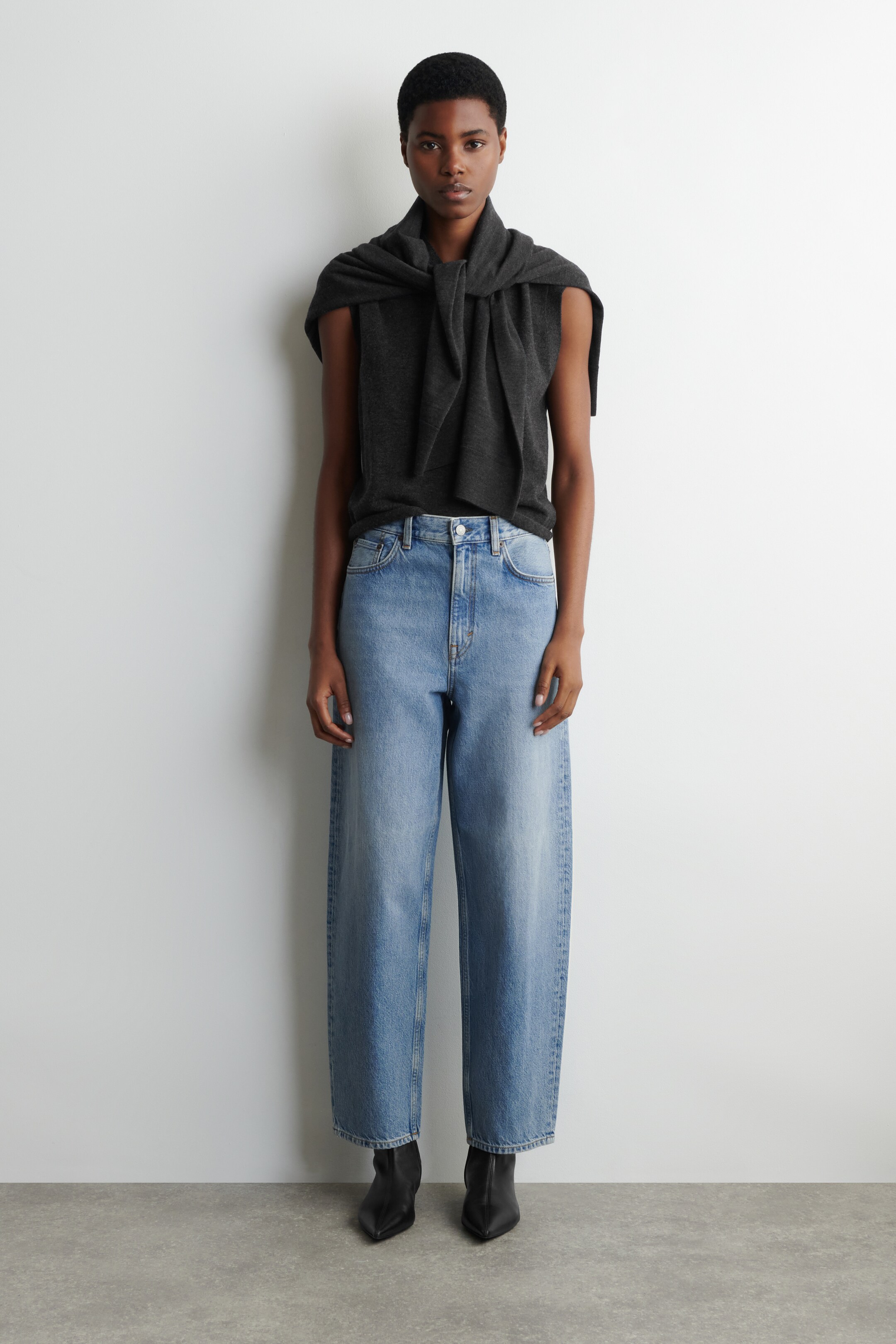 Agrandir l'image: JEAN FUSELÉ ARCH - BLEU CIEL - FEMME | H&M CH 2