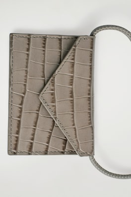 CROC-EFFECT LEATHER CARDHOLDER — BEIGE 1