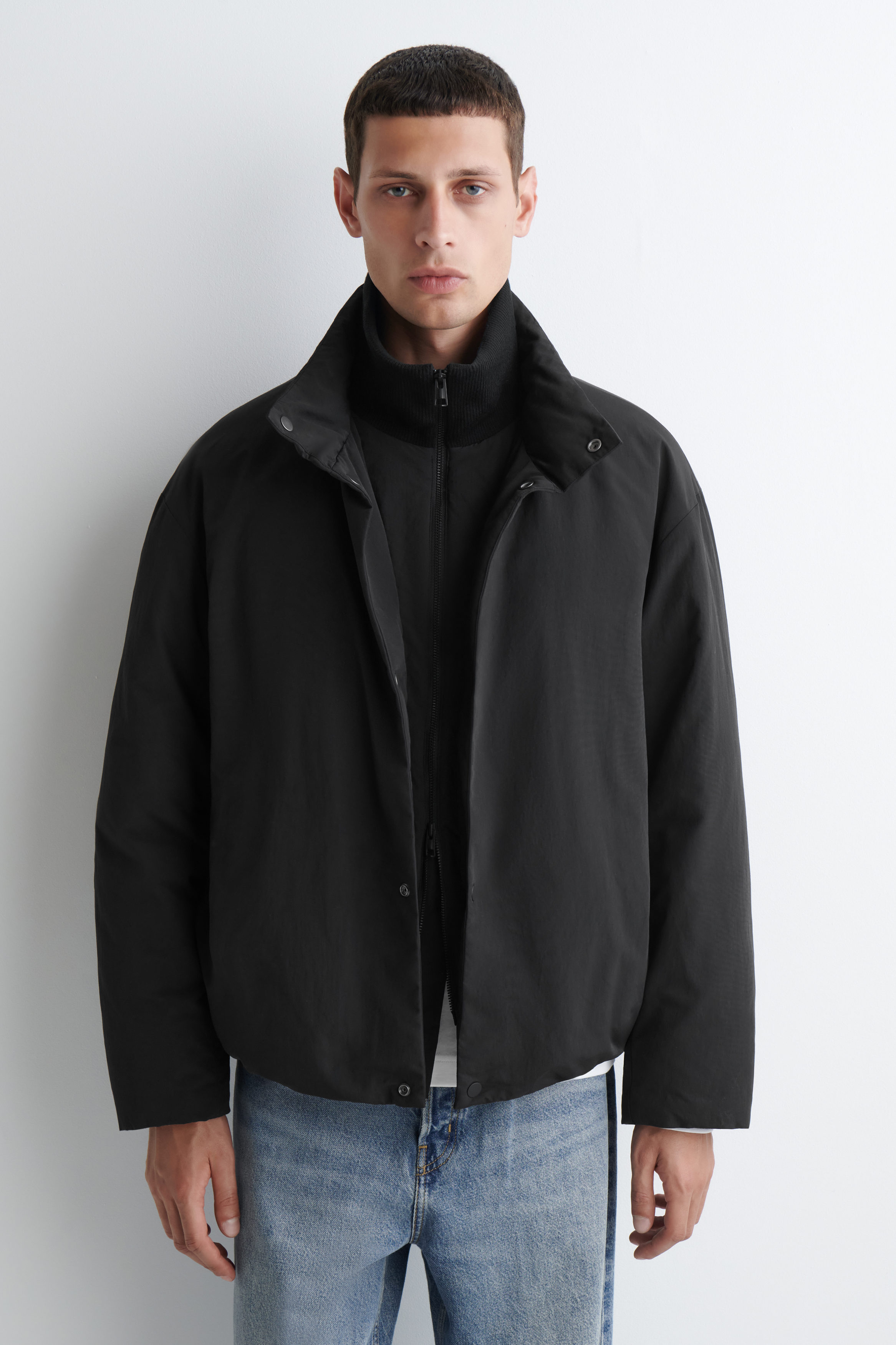 COS ジャケットM RELAXED DENIM JACKET - BLACK SELVEDGE | COS US