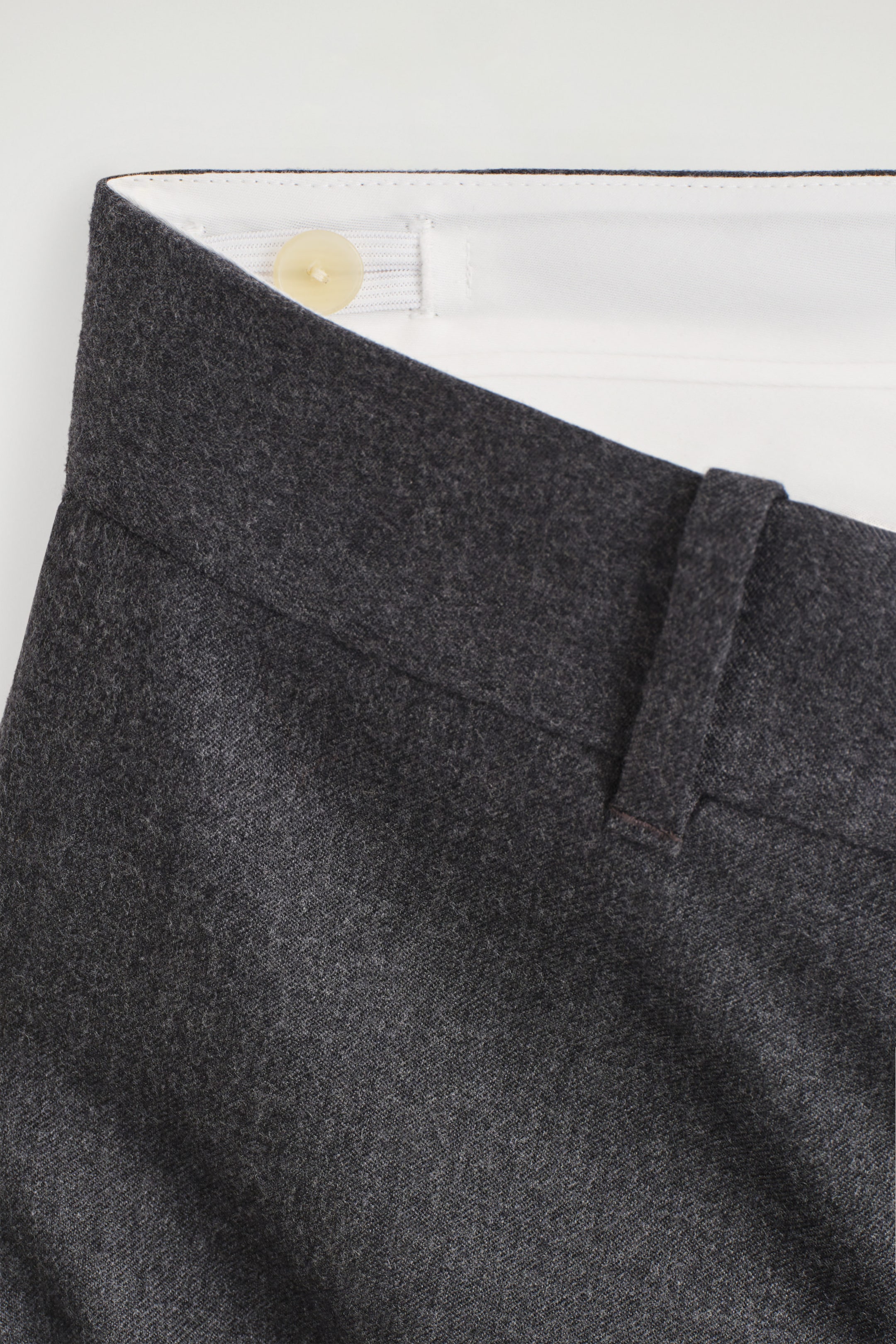 WOOL TAPERED TROUSERS
