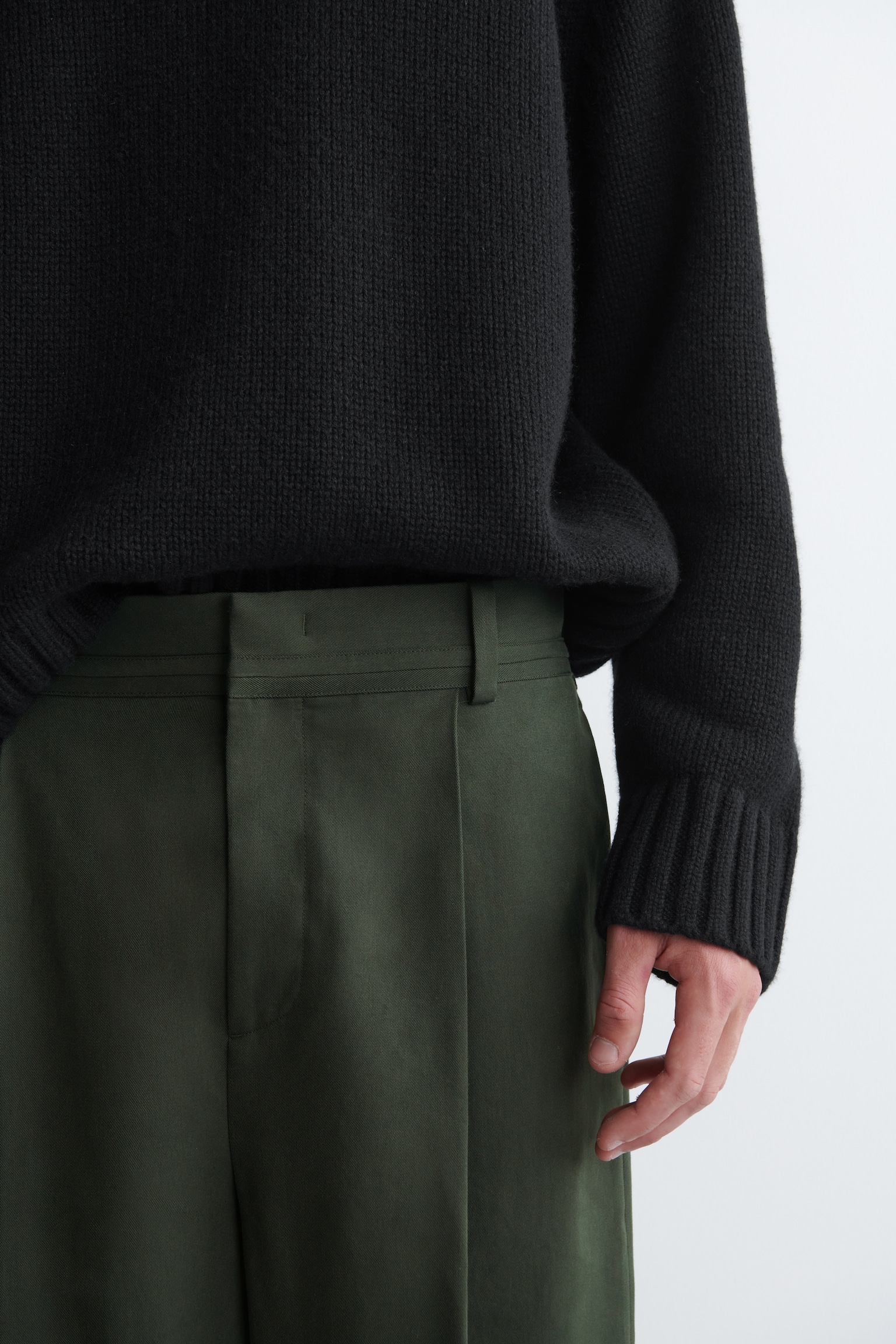 PLEATED WIDE-LEG TROUSERS - DARK GREEN/LIGHT BEIGE - 3