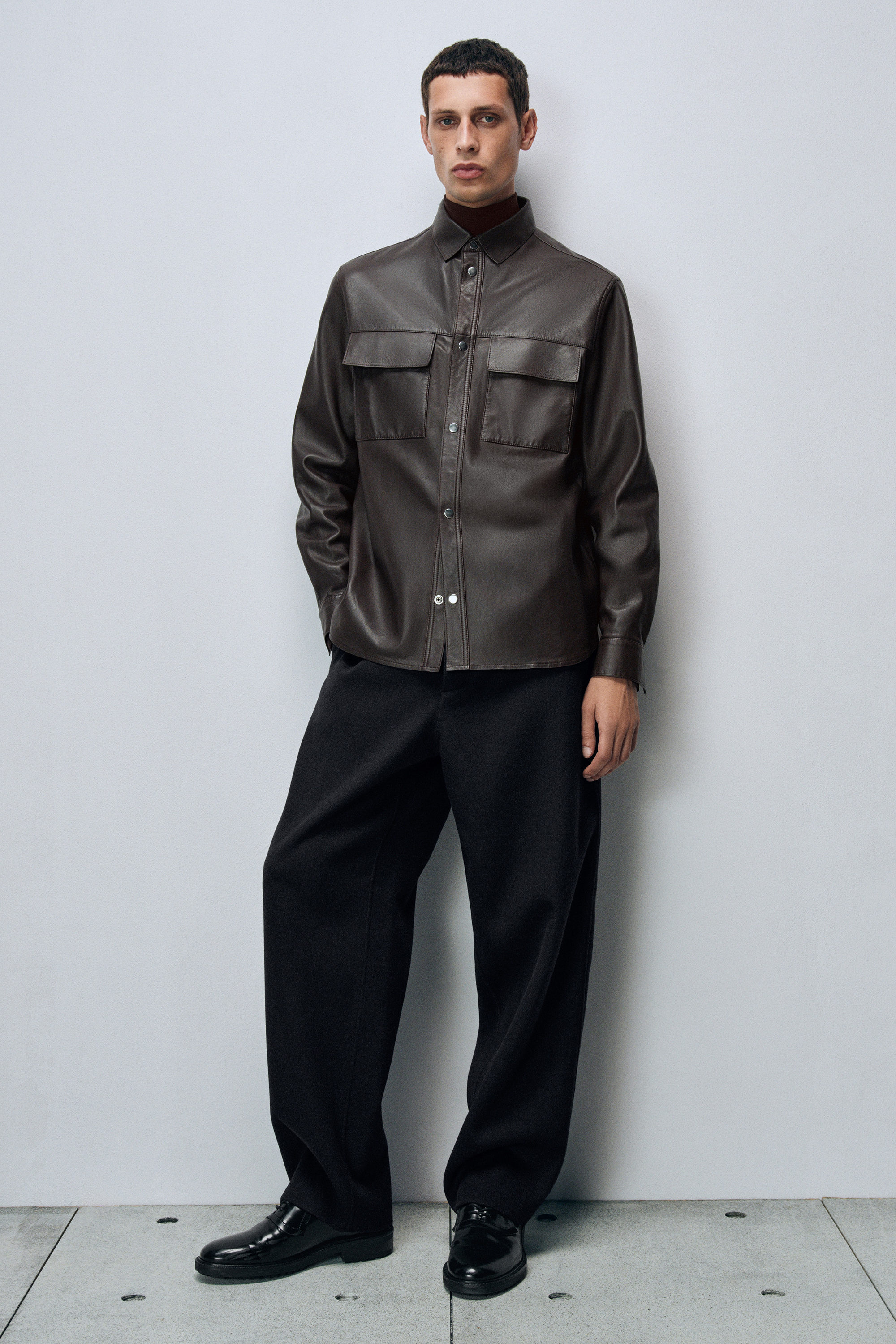 COS Leather Overshirt 黒 レザージャケット ボタン付き LEATHER OVERSHIRT - BROWN | COS US