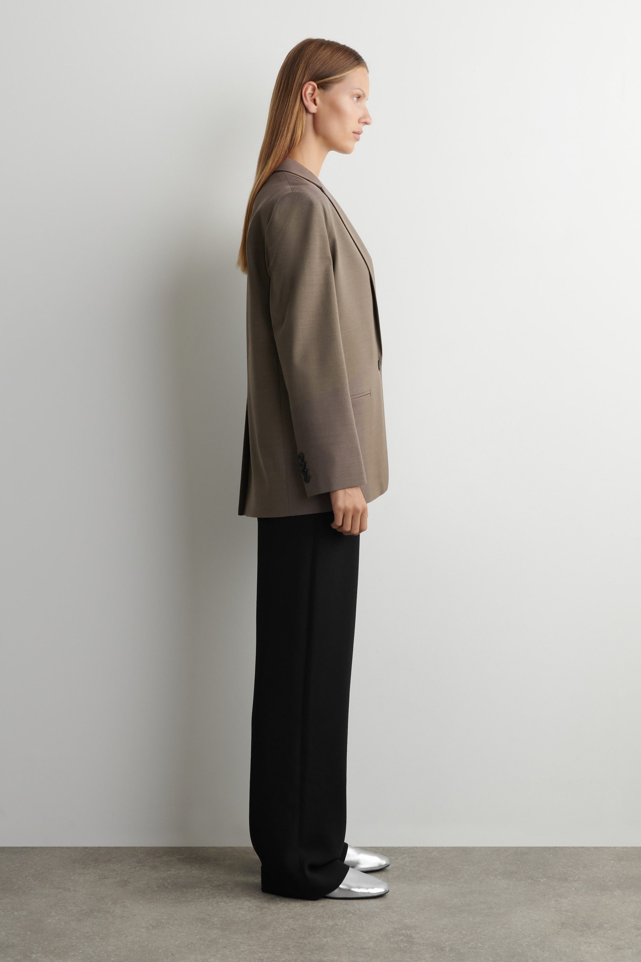 BALLERINES MINIMALISTES EN CUIR