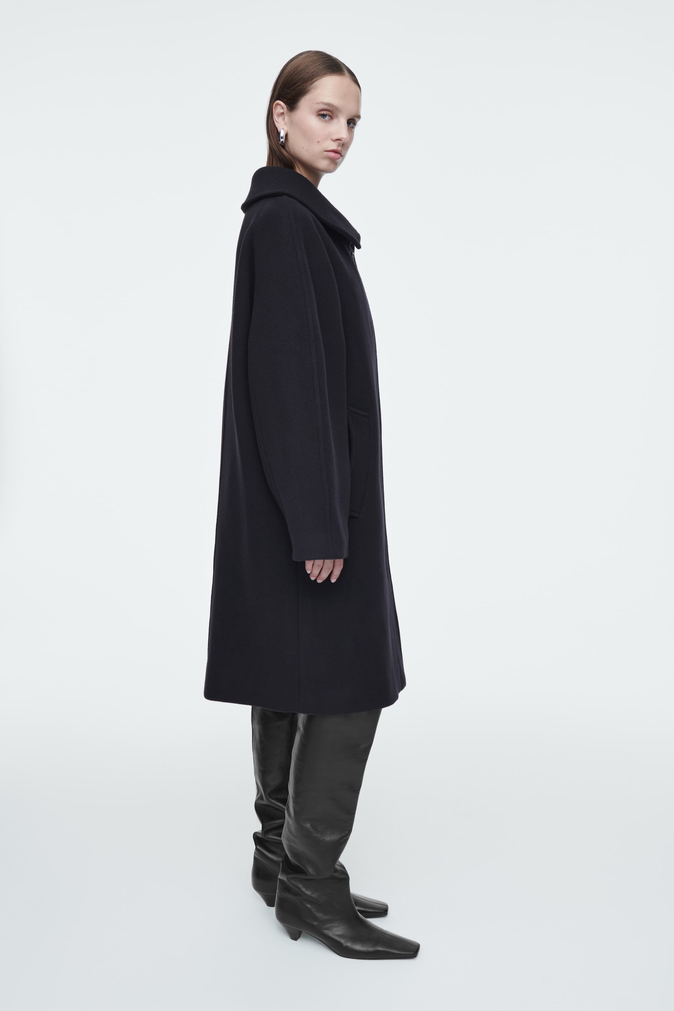Grösseres Bild ansehen: EINREIHIGER OVERSIZED-WOLLMANTEL - NAVYBLAU - DAMEN | H&M CH 2